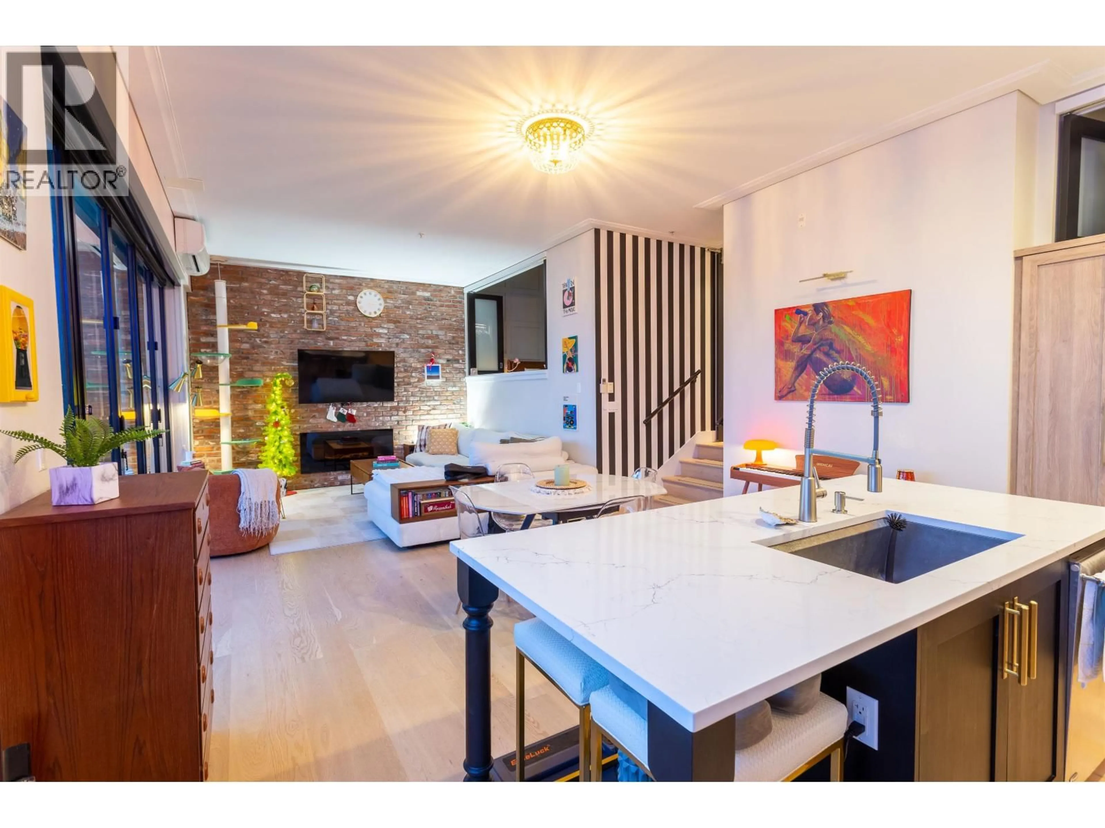 Open concept kitchen, unknown for 309 - 220 SALTER STREET, New Westminster British Columbia V3M0H4