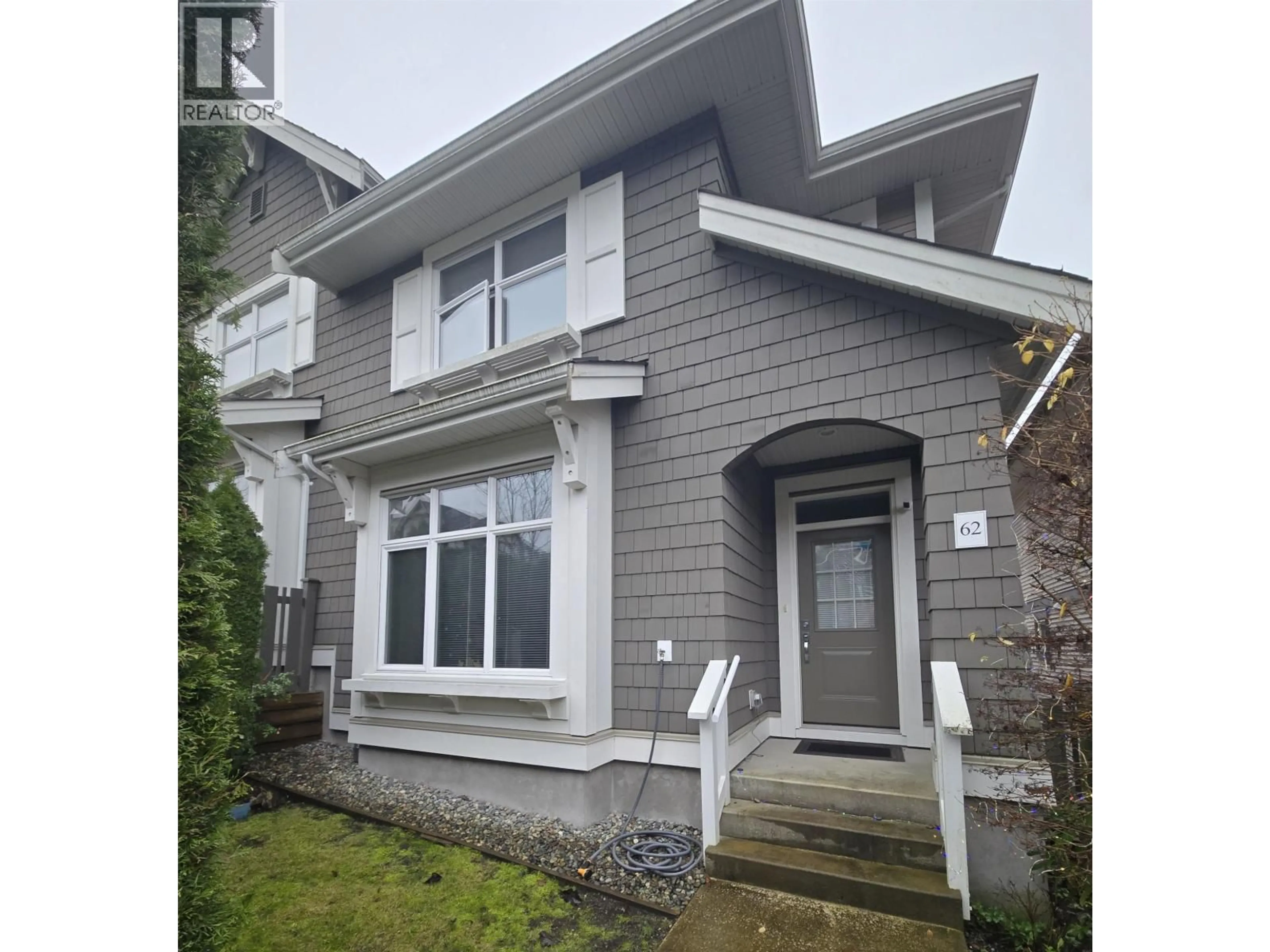 Home with vinyl exterior material, street for 62 - 3400 DEVONSHIRE AVENUE, Coquitlam British Columbia V3E0L1