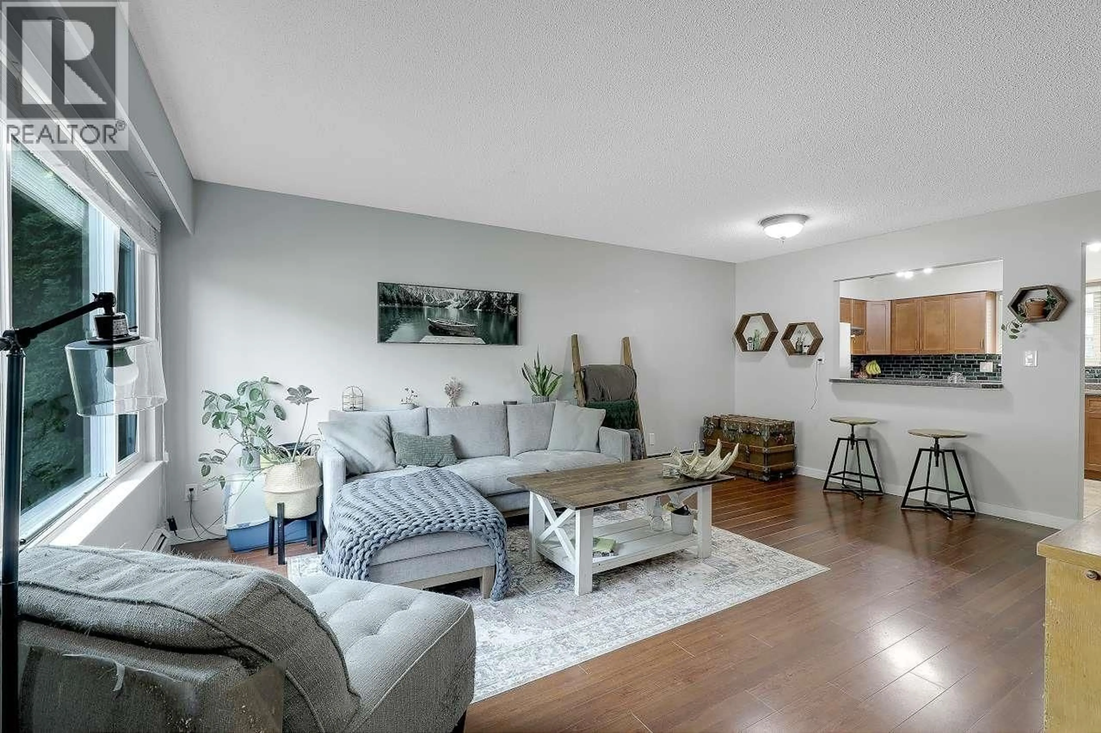 Living room with furniture, unknown for 21536 MAYO PLACE, Maple Ridge British Columbia V2X2K9