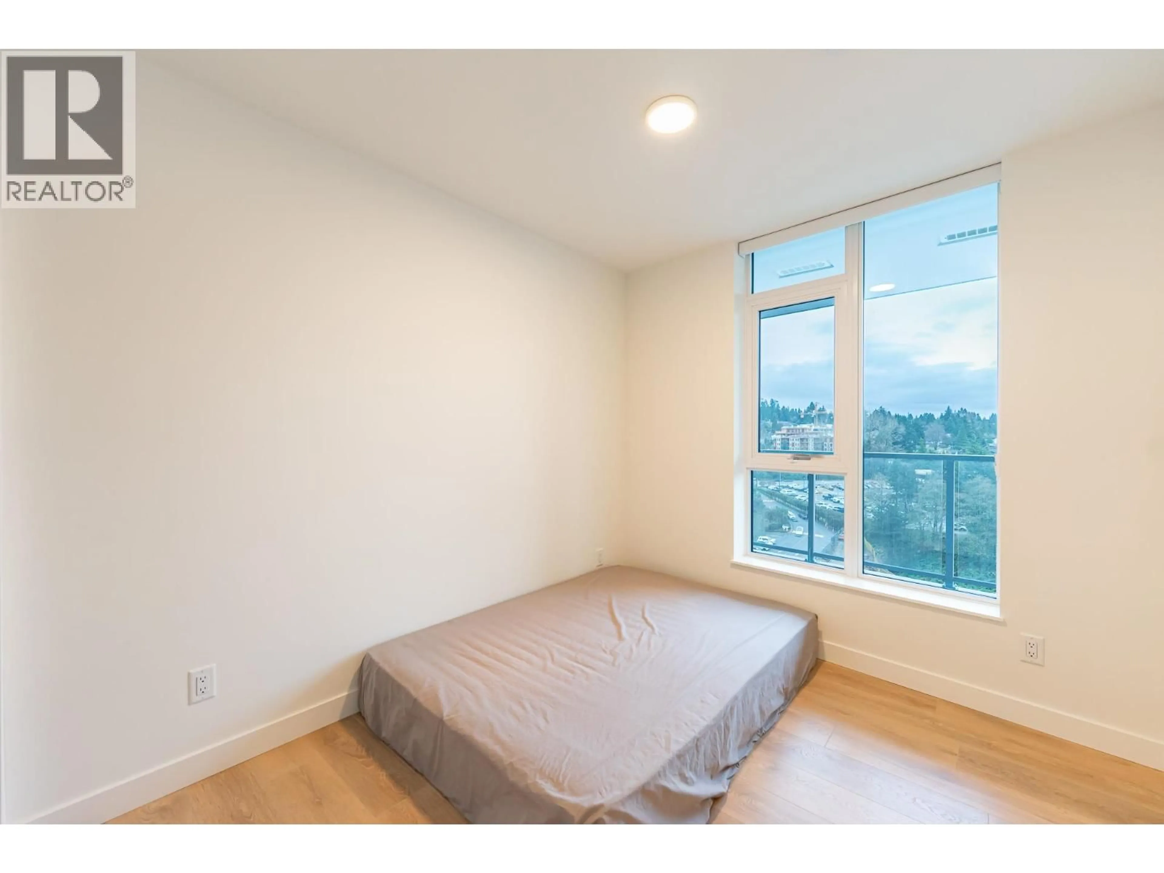 Bedroom with bed, unknown for 1204 - 318 ALDERSON AVENUE, Coquitlam British Columbia V3K0J1