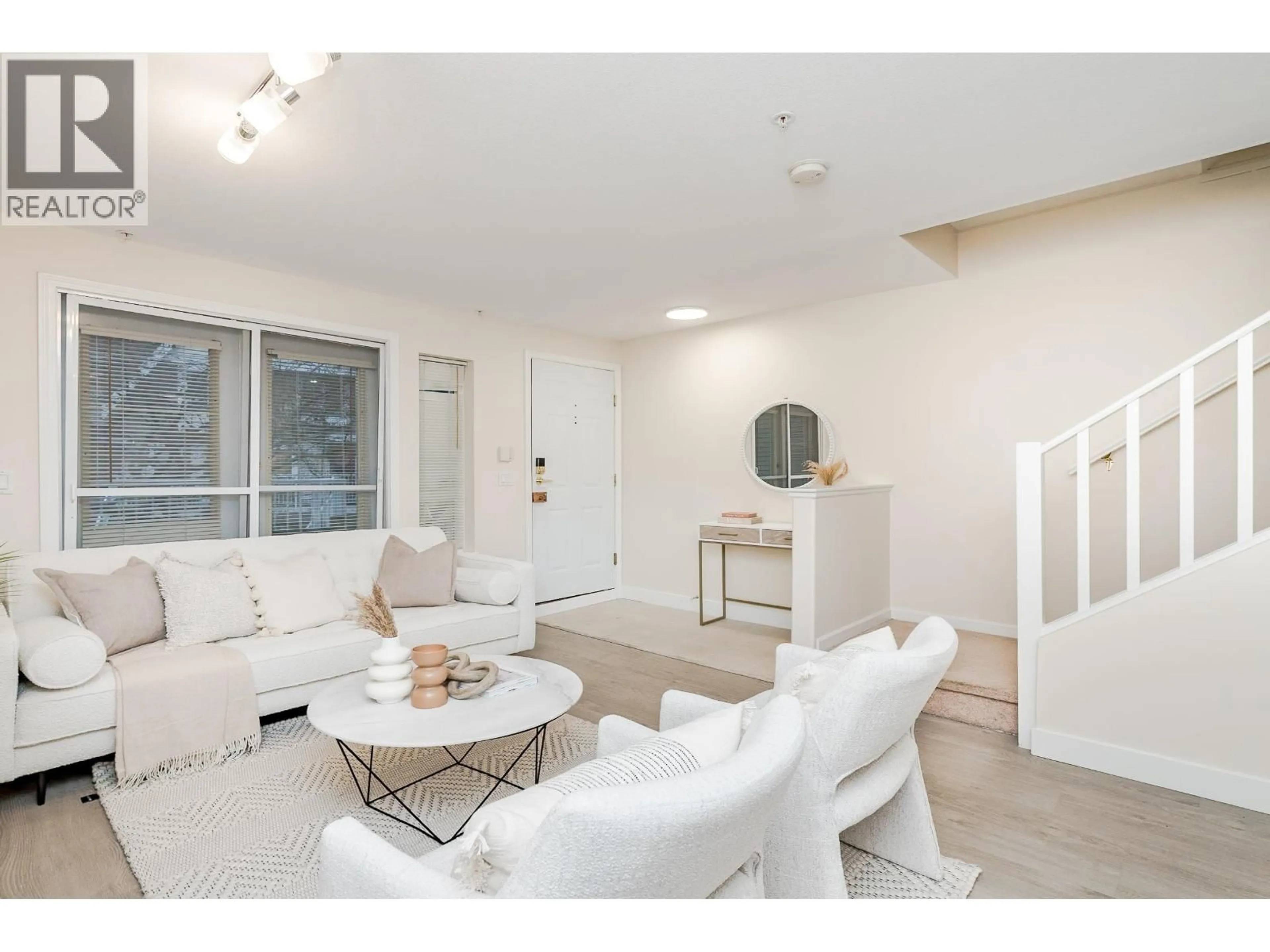 Living room with furniture, unknown for 49 - 6588 SOUTHOAKS CRESCENT, Burnaby British Columbia V5E4K1