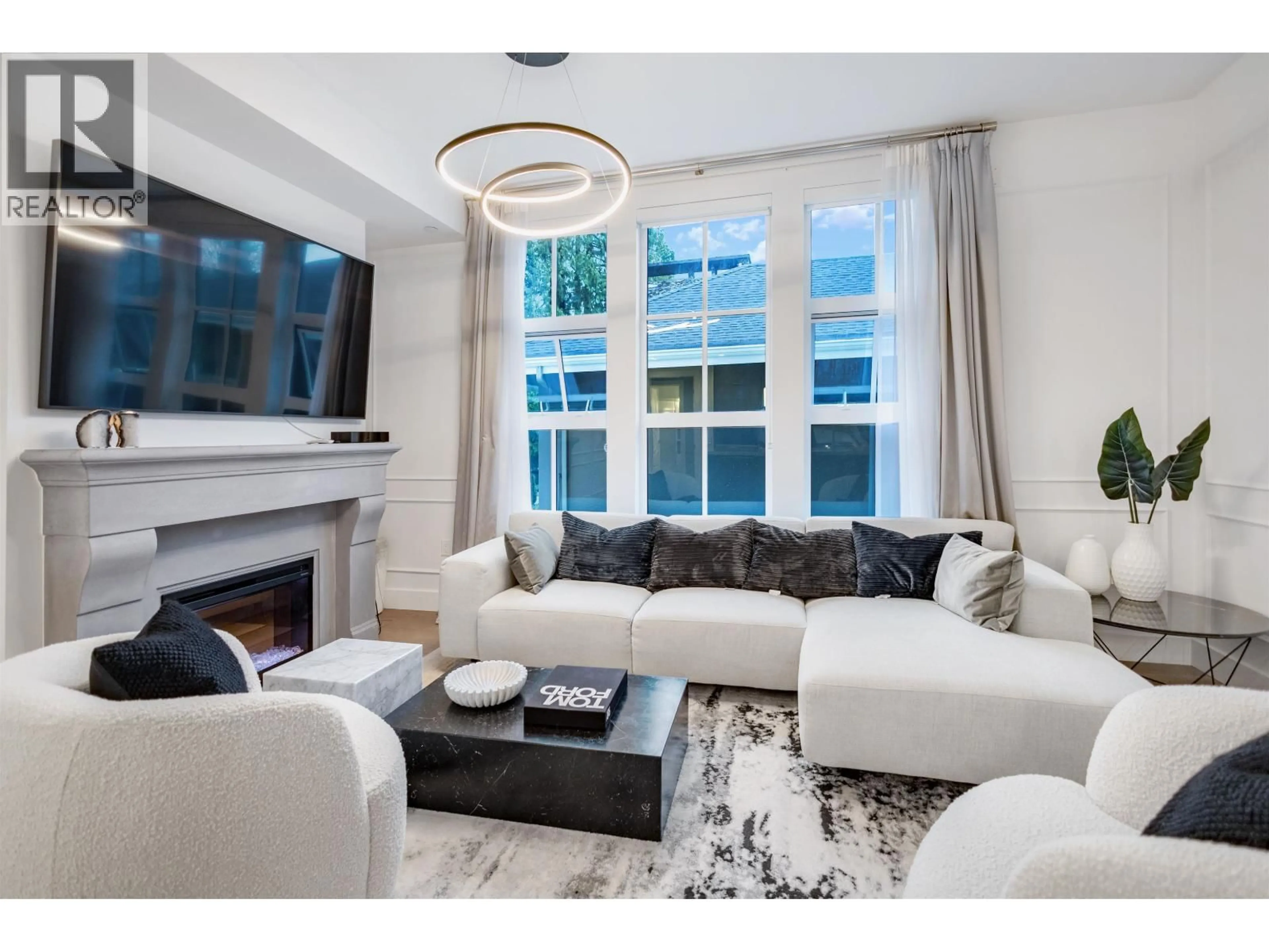 Living room with furniture, unknown for 204 - 1009 LAURIER AVENUE, Vancouver British Columbia V6H1Y2