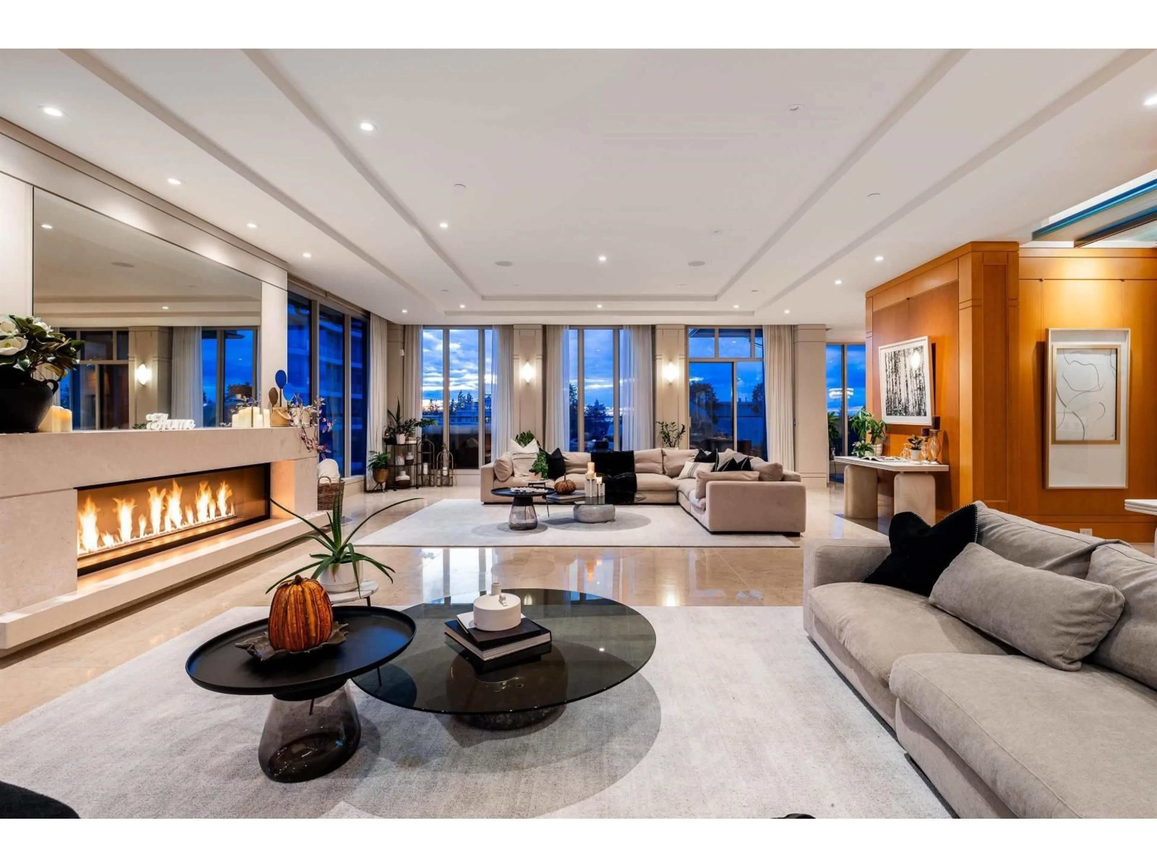 Unknown for PH801 - 1551 FOSTER STREET, White Rock British Columbia V4B5M1