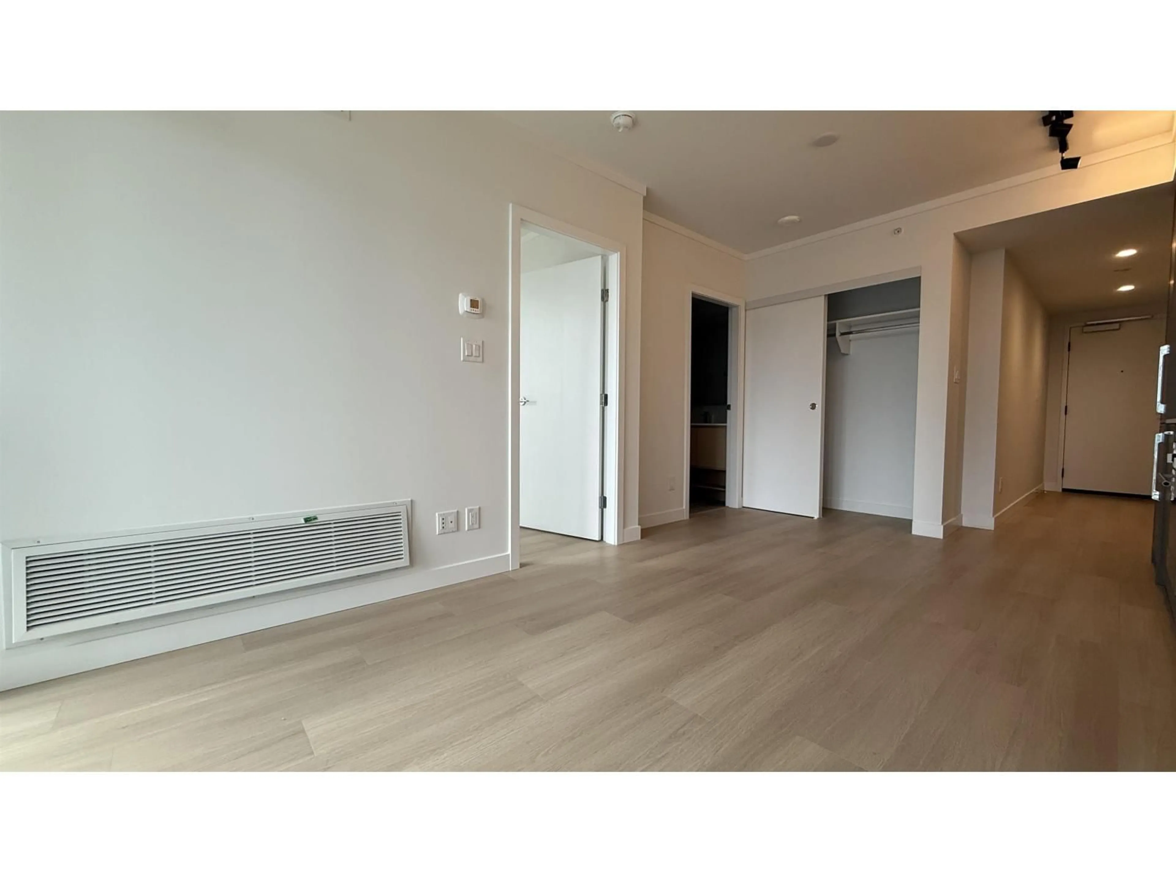 A pic of a room for 512 - 13725 GEORGE JUNCTION, Surrey British Columbia V3T4Y3