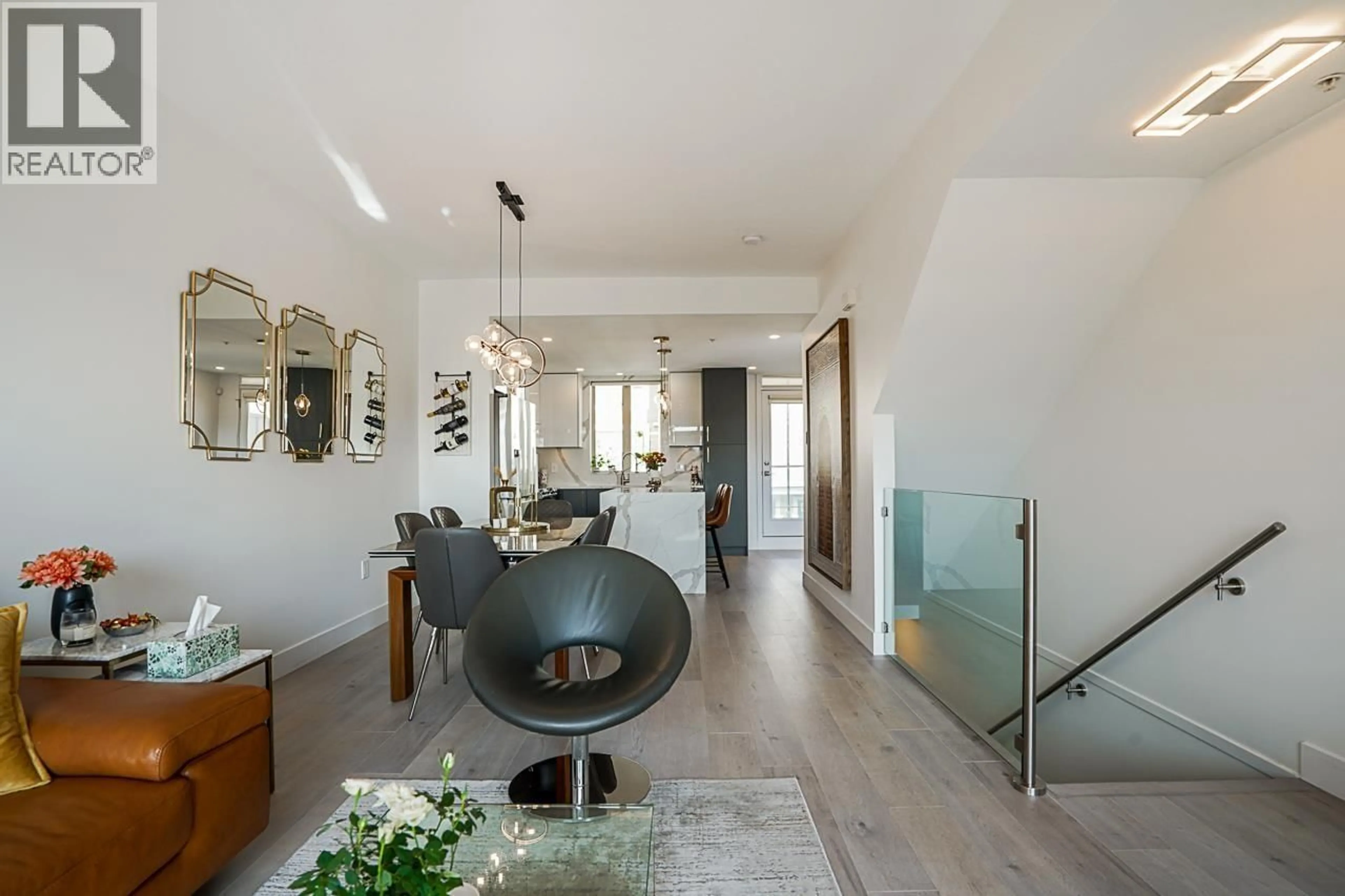 Unknown for 76 - 728 14TH STREET, North Vancouver British Columbia V7M0A8