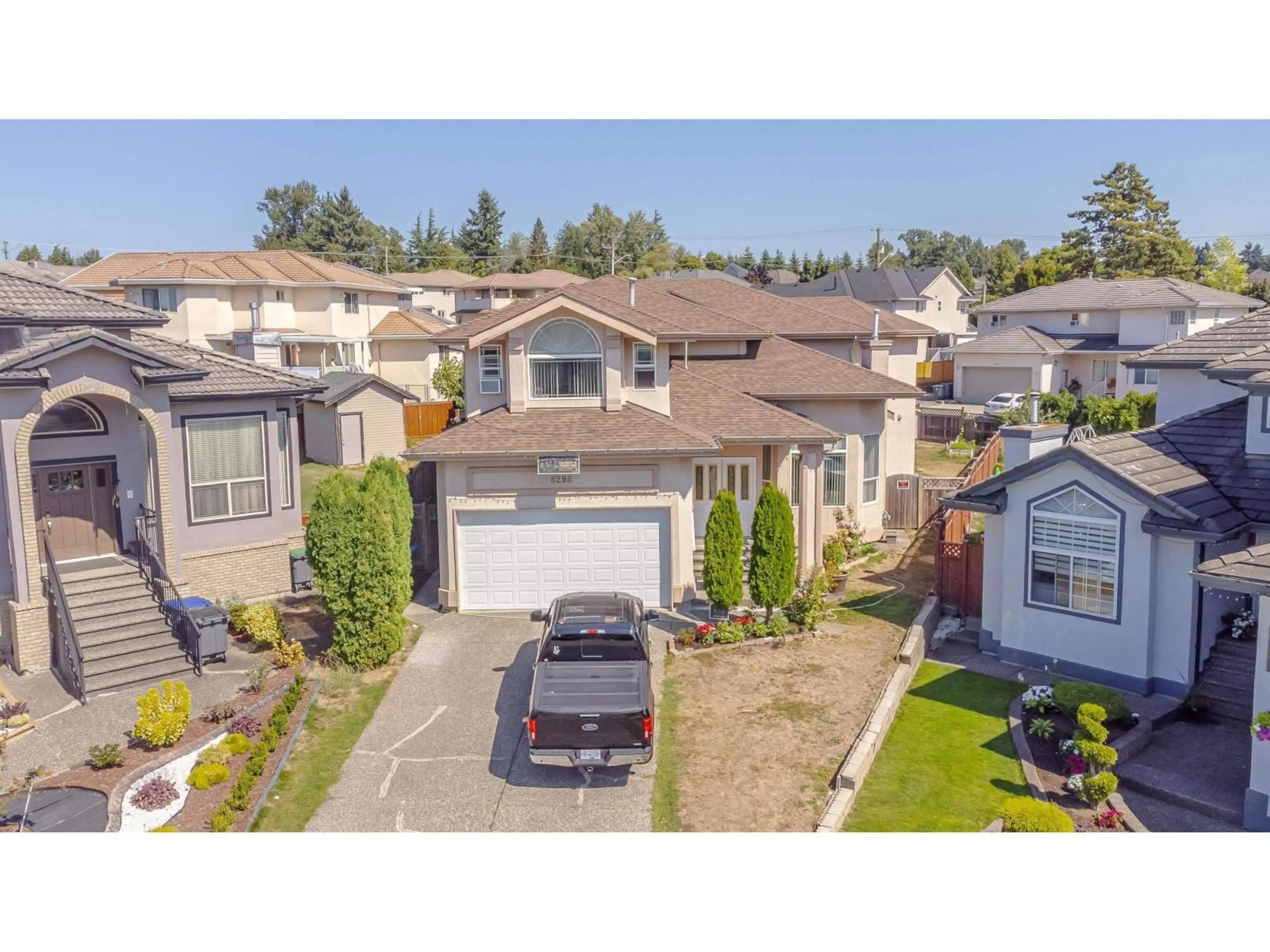 A pic from outside/outdoor area/front of a property/back of a property/a pic from drone, street for 8298 151A STREET, Surrey British Columbia V3S8R1