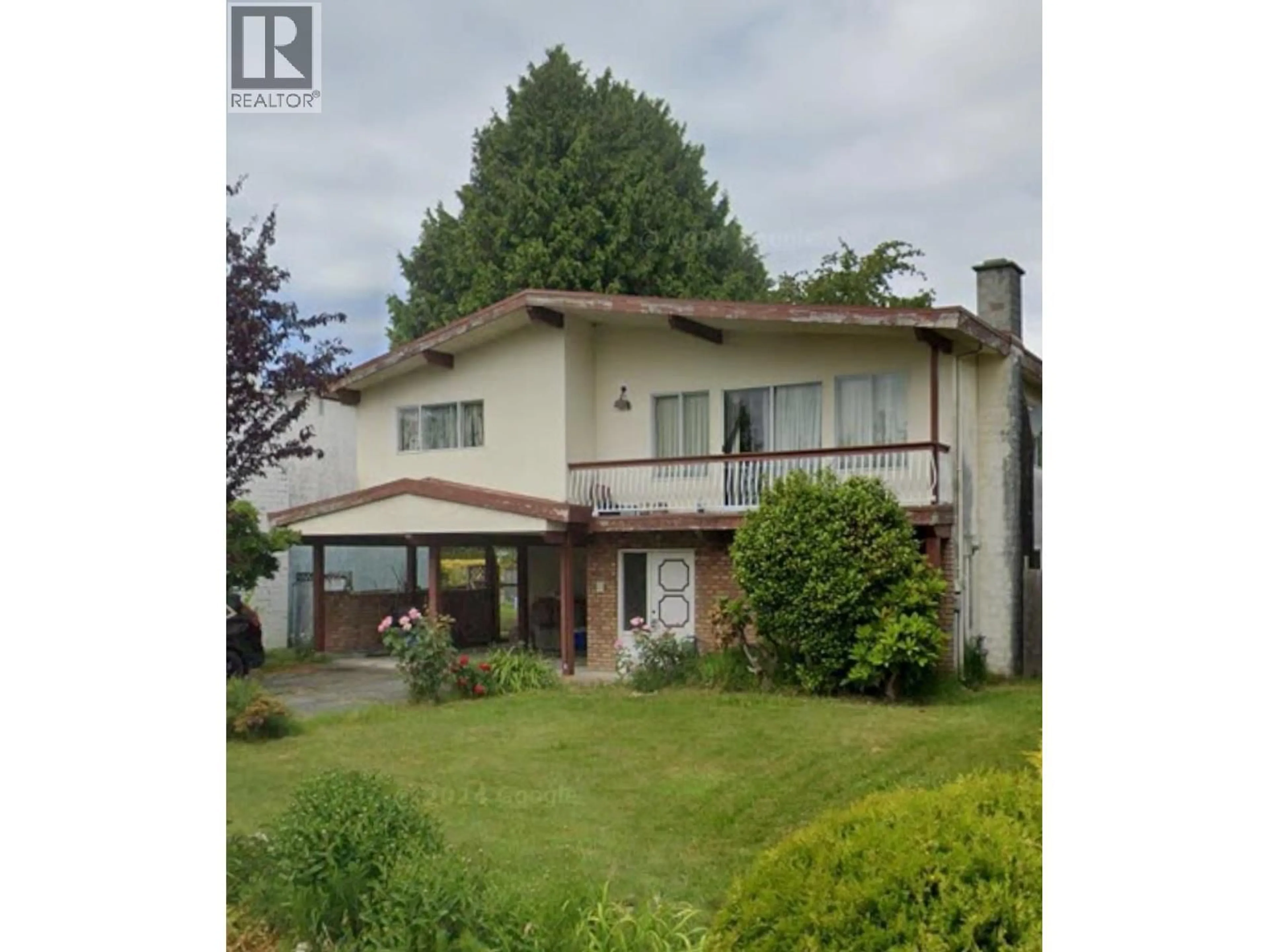 A pic from outside/outdoor area/front of a property/back of a property/a pic from drone, street for 4811 MCLURE AVENUE, Richmond British Columbia V7C4K1
