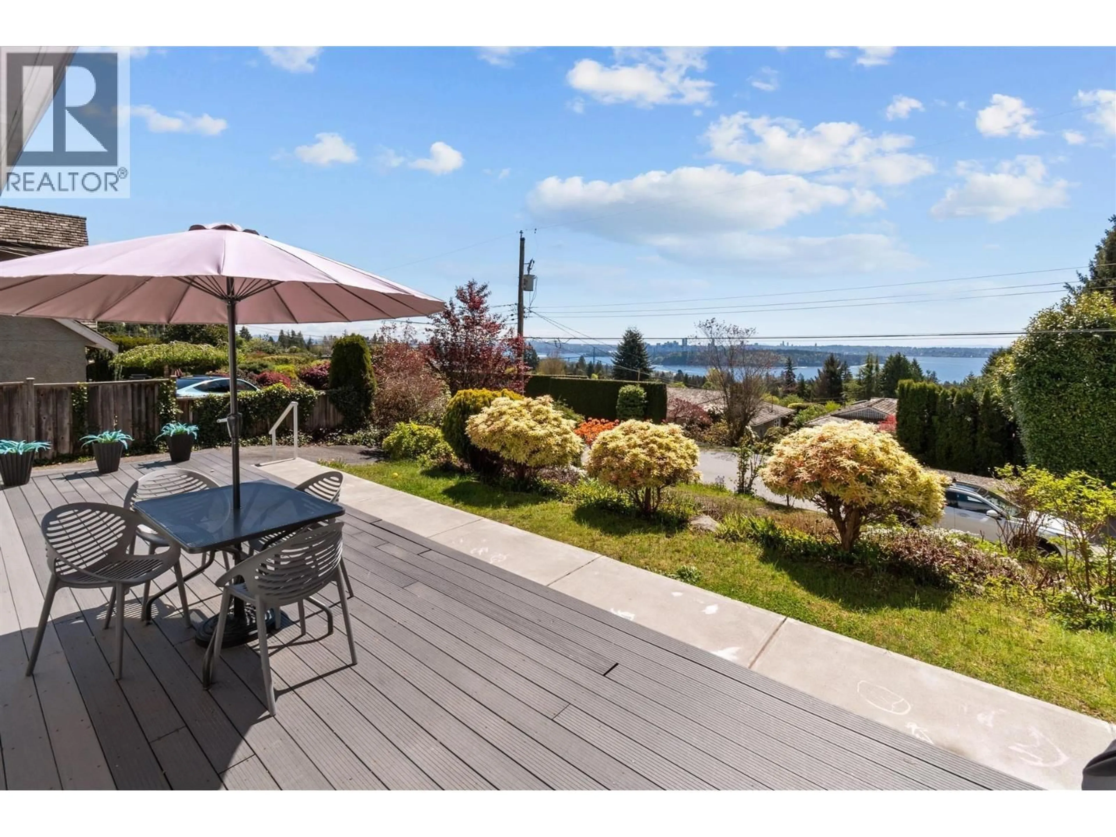Patio, water/lake/river/ocean view for 1895 ROSEBERY AVENUE, West Vancouver British Columbia V7V2Z5