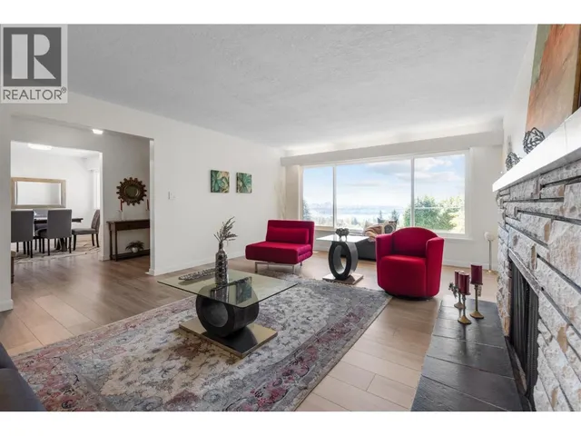 1895 ROSEBERY AVENUE, West Vancouver 2
