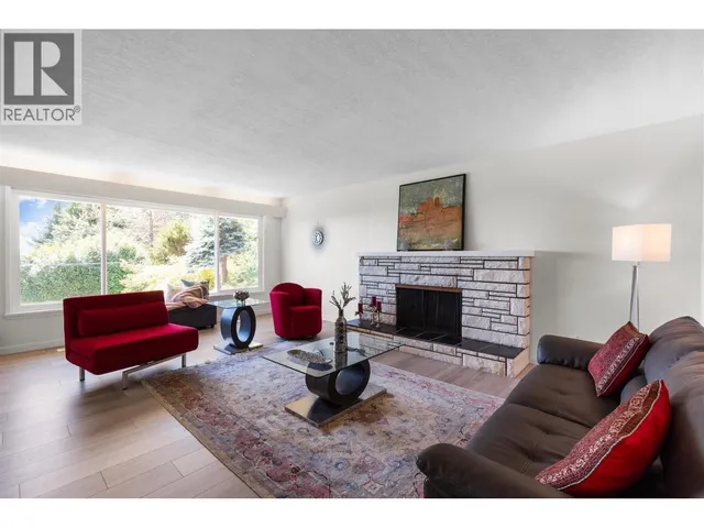1895 ROSEBERY AVENUE, West Vancouver 4
