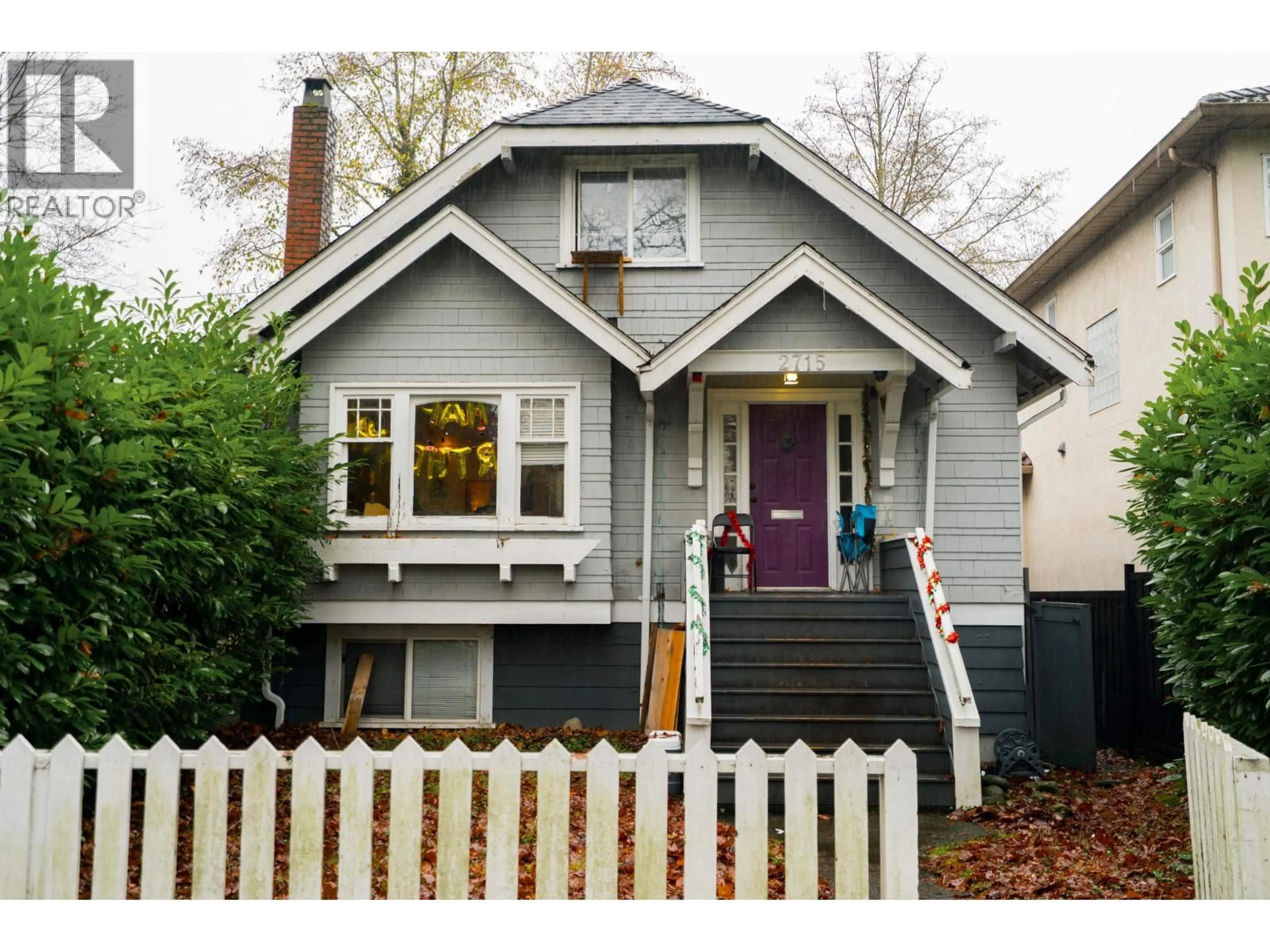 Home with vinyl exterior material, street for 2715 16TH AVENUE, Vancouver British Columbia V6K3C3