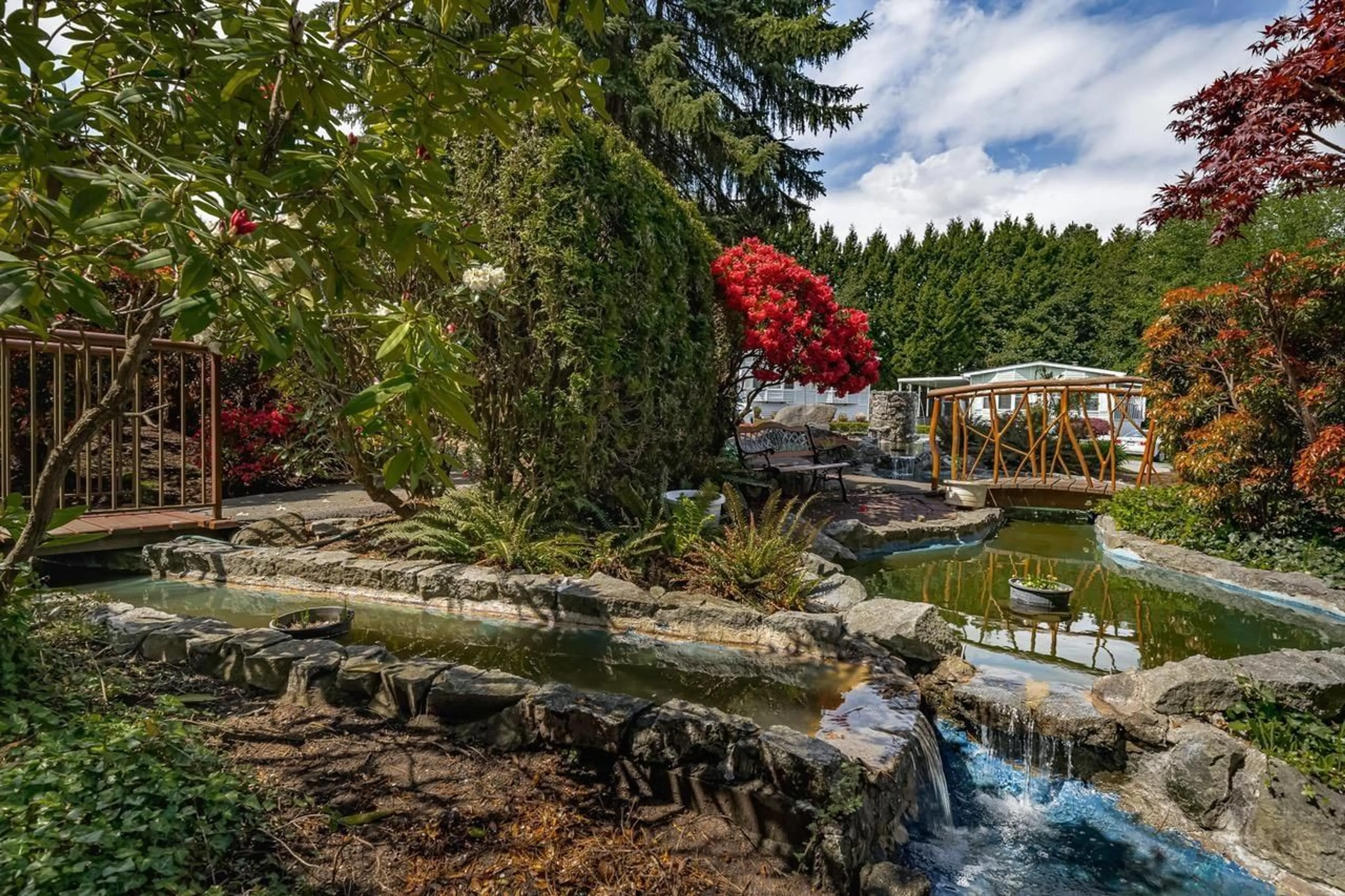 Patio, water/lake/river/ocean view for 14 - 13507 81 AVENUE, Surrey British Columbia V3W3C6