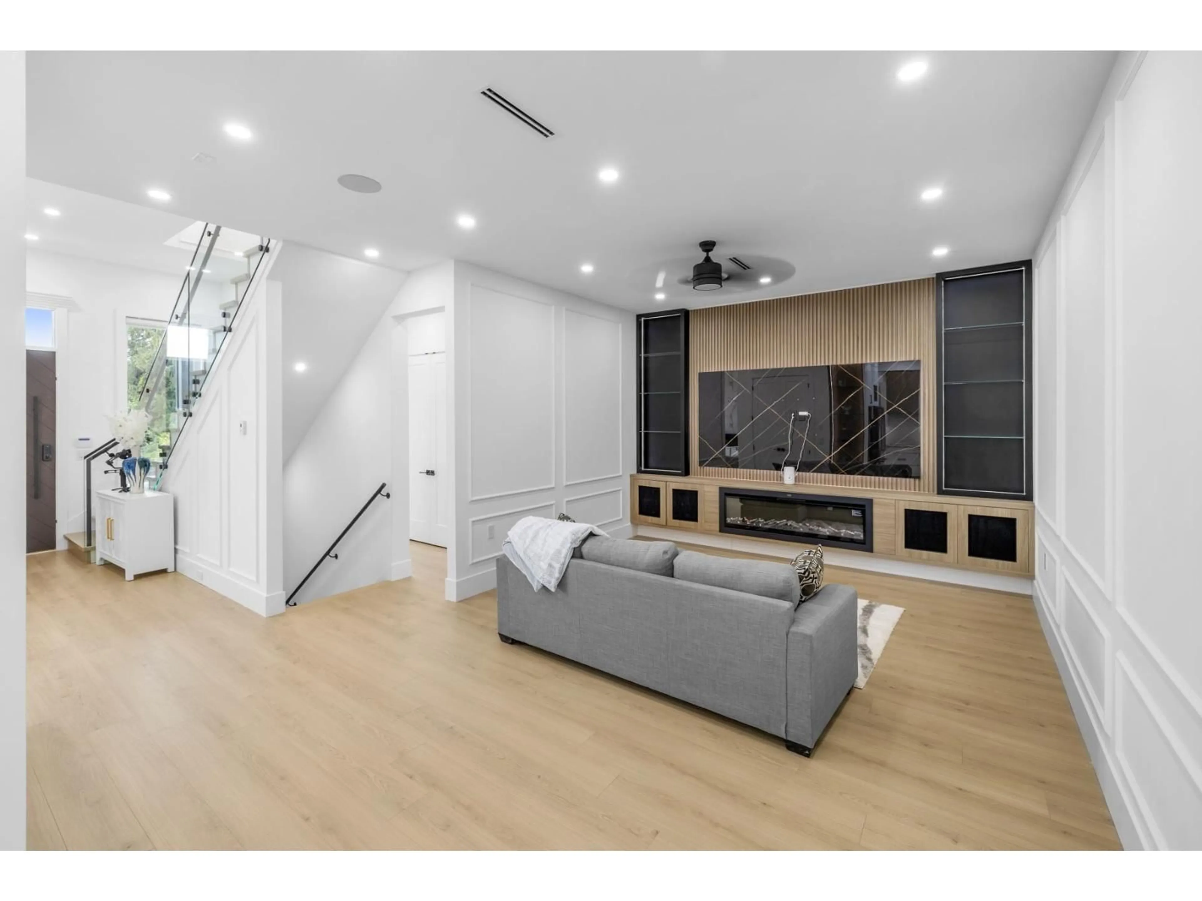 Home theater for 14785 68A AVENUE, Surrey British Columbia V3S3C9