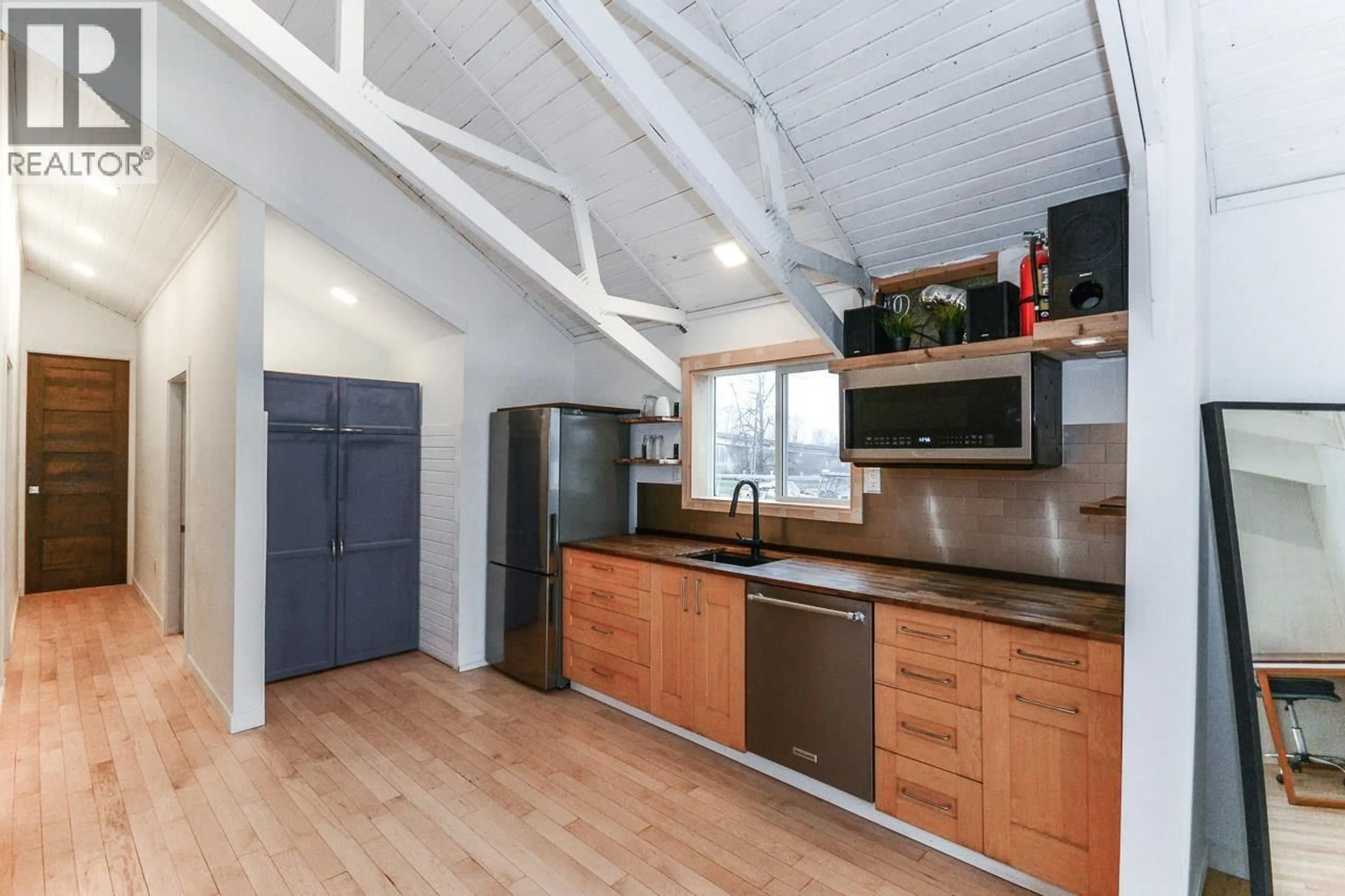 Unknown for 10 - 23740 DYKE ROAD, Richmond British Columbia V6V1E2