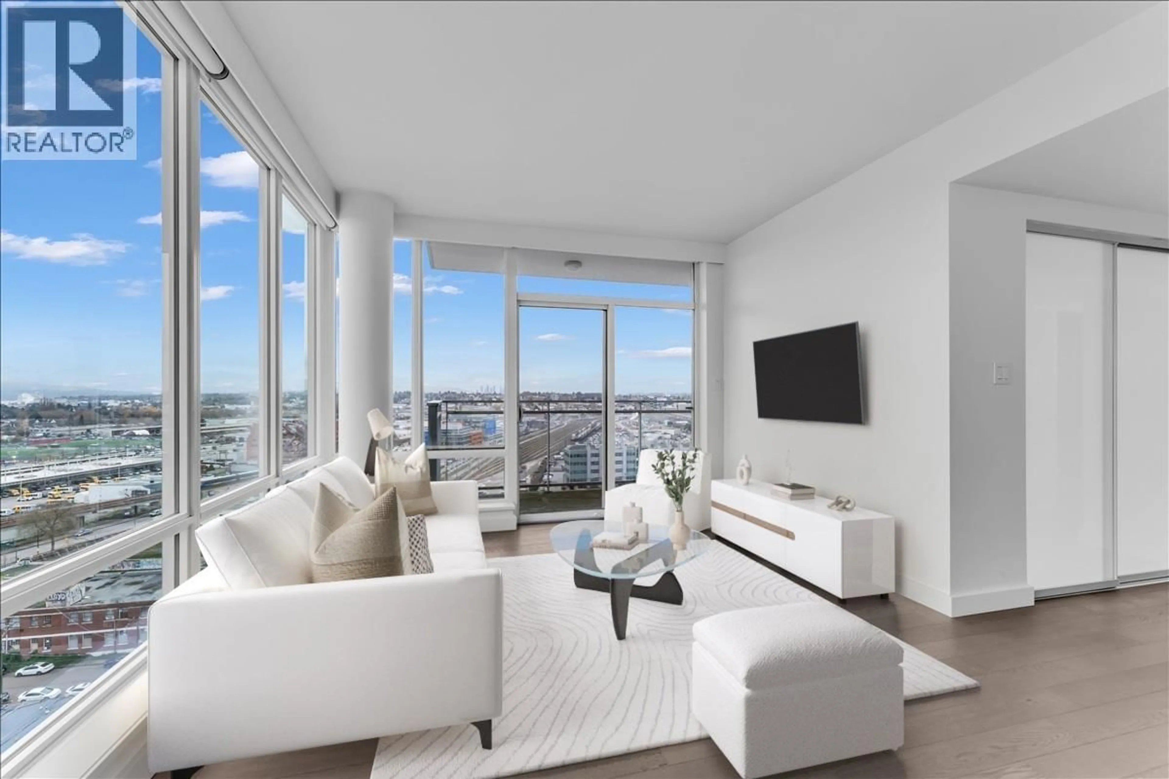 Living room with furniture, unknown for 2016 - 1618 QUEBEC STREET, Vancouver British Columbia V6A0C5