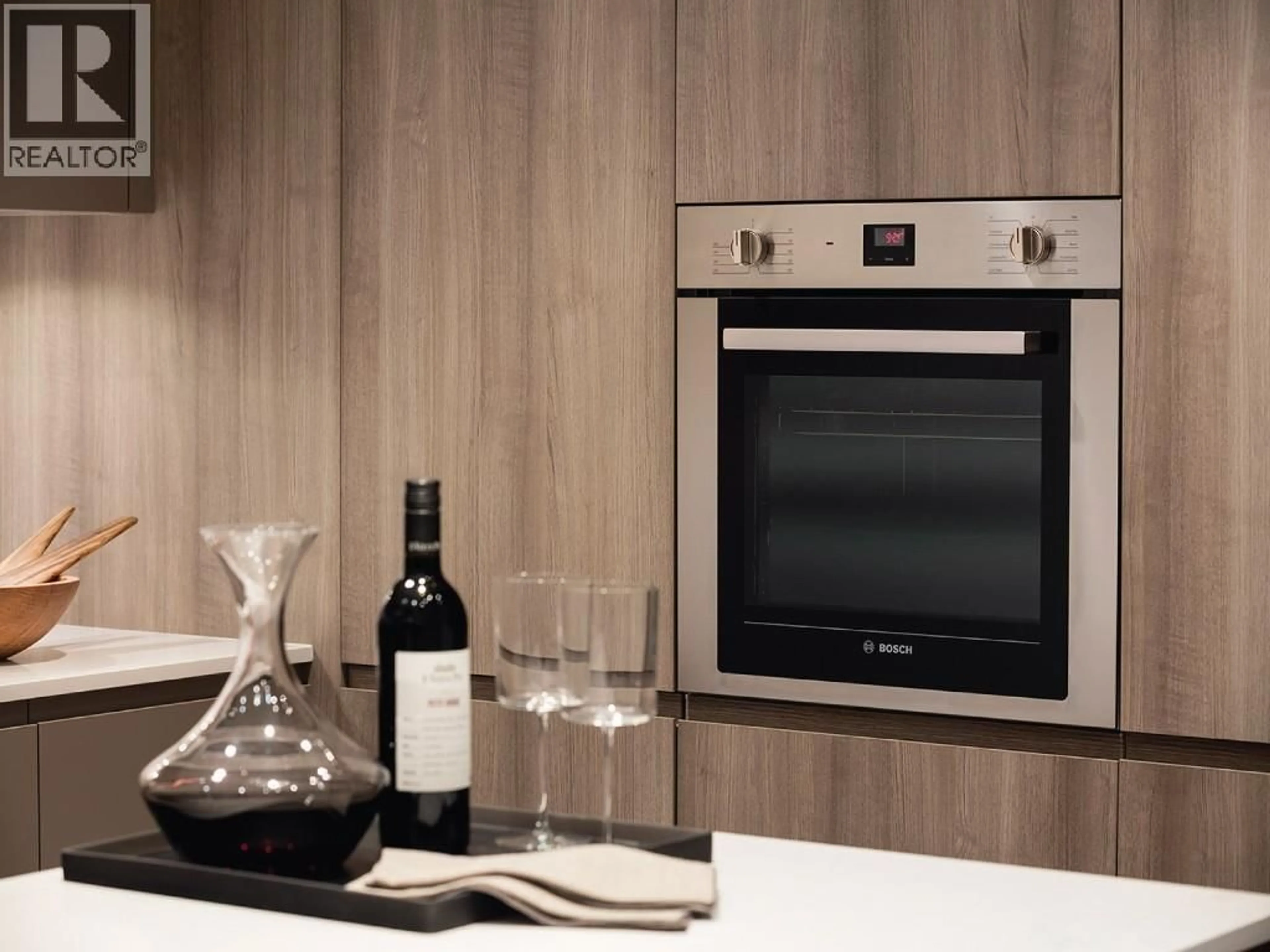 Contemporary kitchen, wood/laminate floor for 5002 - 3809 EVERGREEN PLACE, Burnaby British Columbia V3J0M1