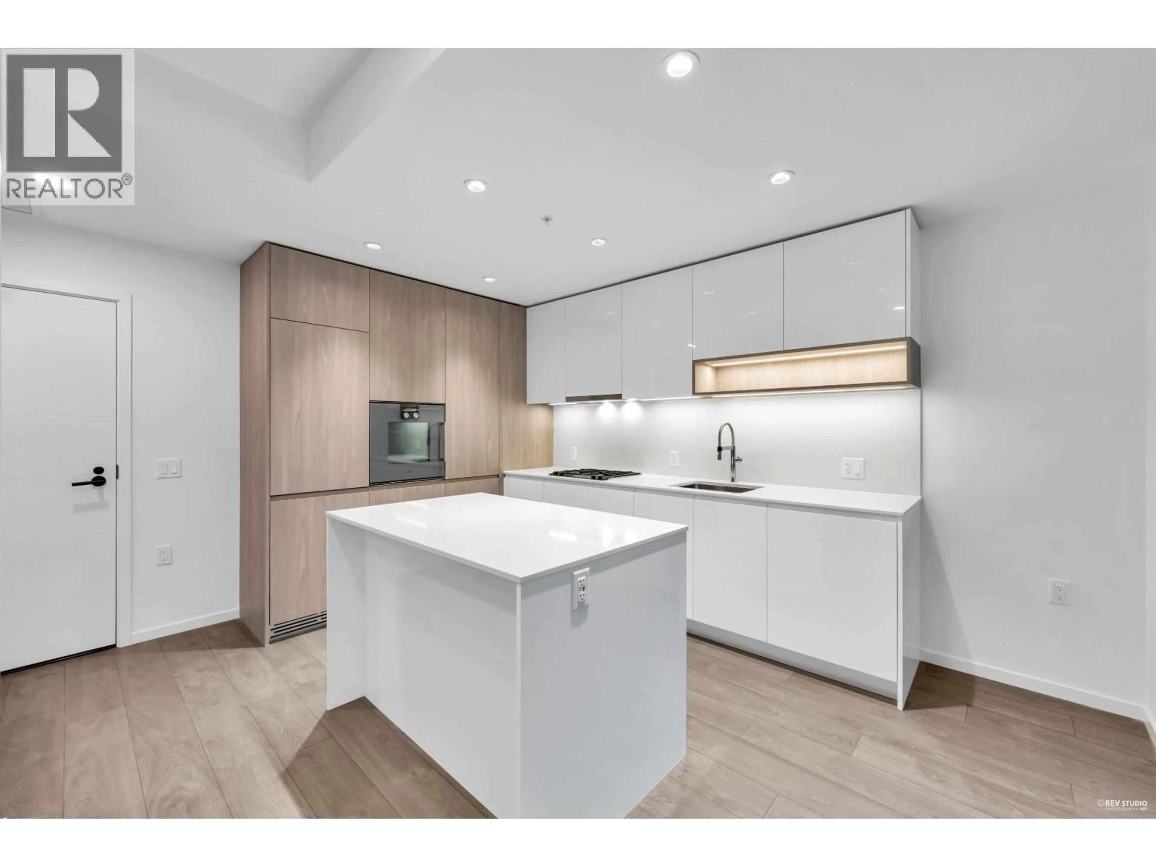 Open concept kitchen, unknown for 521 - 6300 MINORU BOULEVARD, Richmond British Columbia V6Y0N1