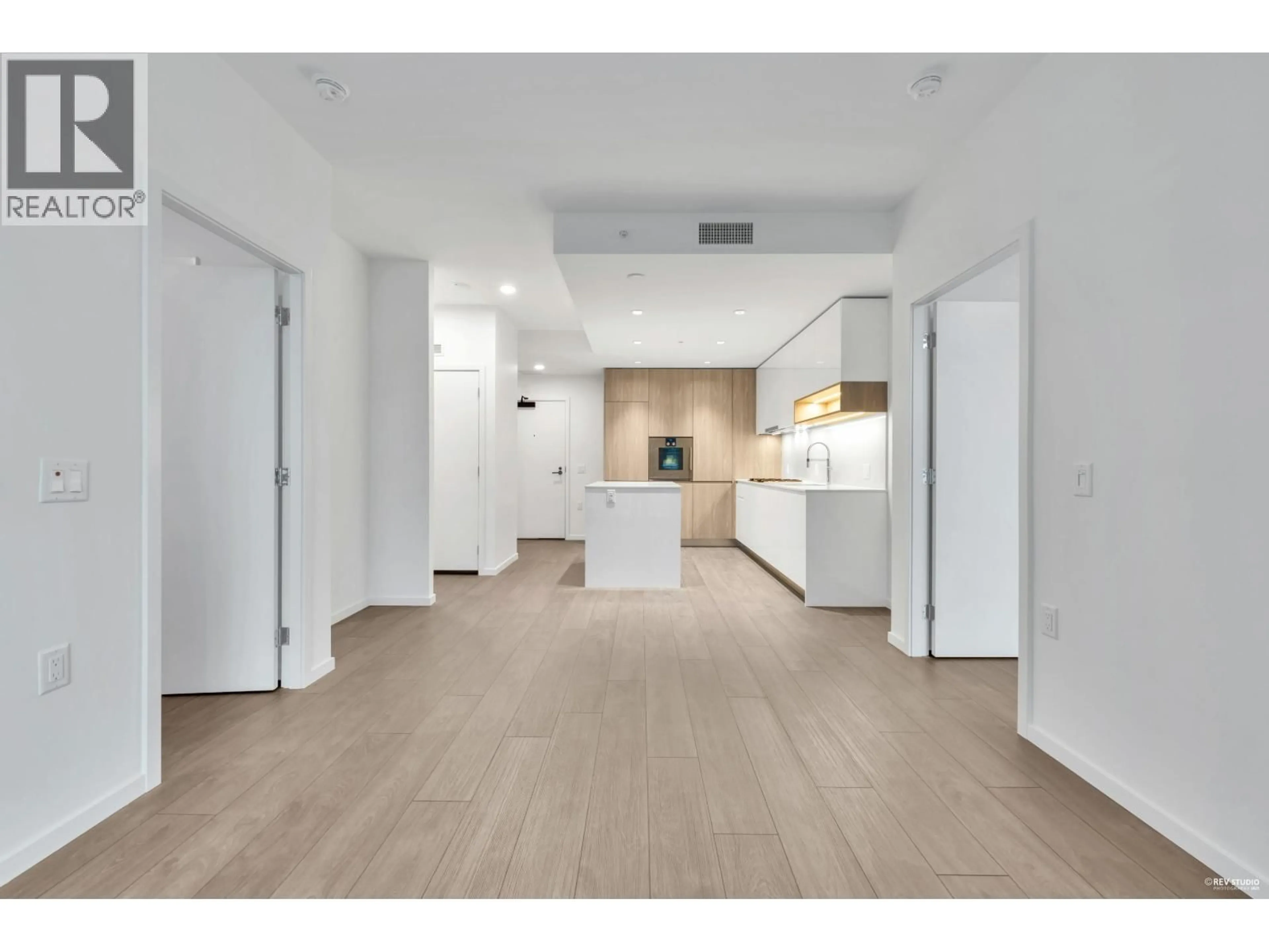 Unknown for 521 - 6300 MINORU BOULEVARD, Richmond British Columbia V6Y0N1