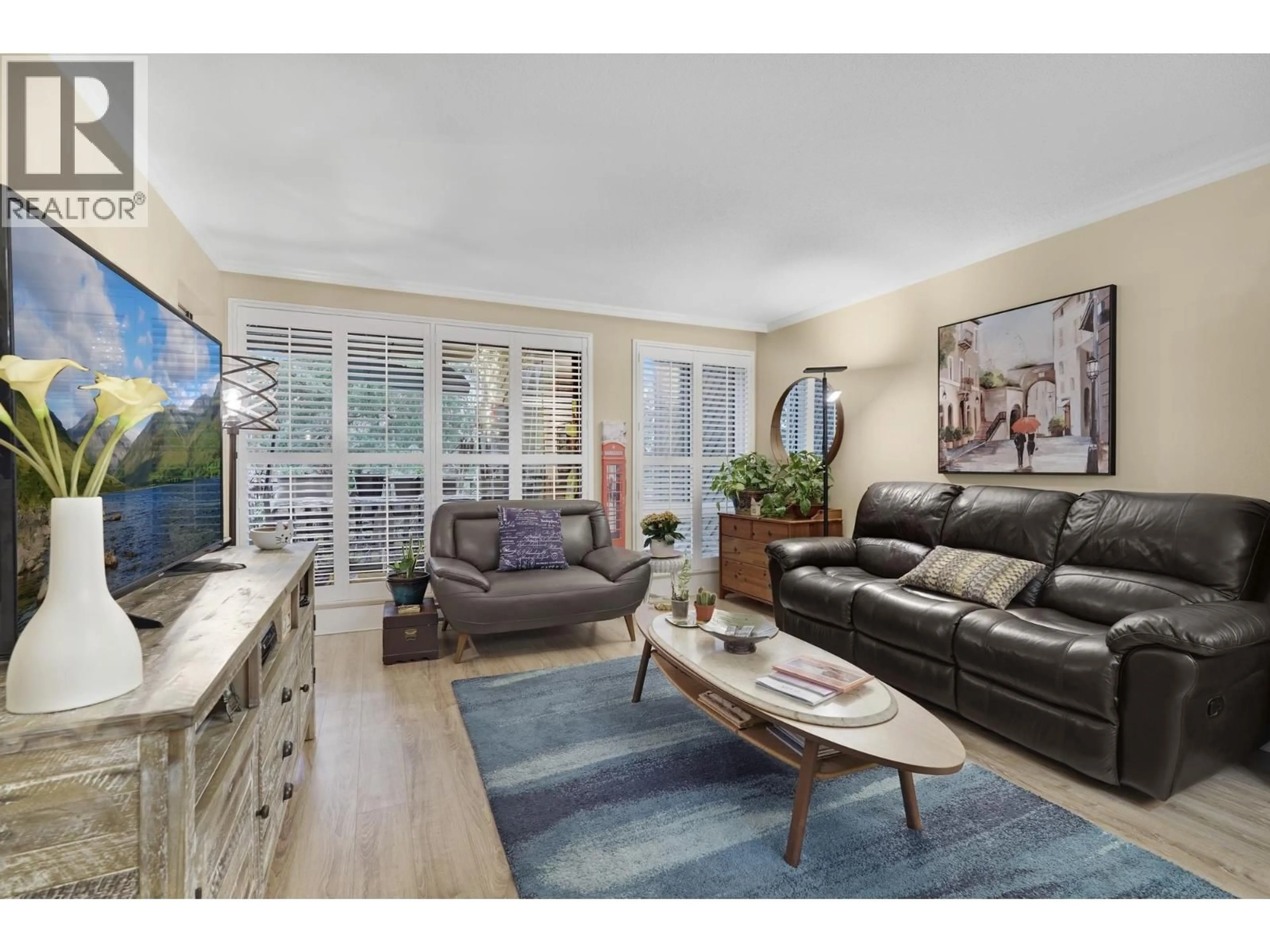 Living room with furniture, unknown for 202 - 9300 GLENACRES DRIVE, Richmond British Columbia V7A1Y8