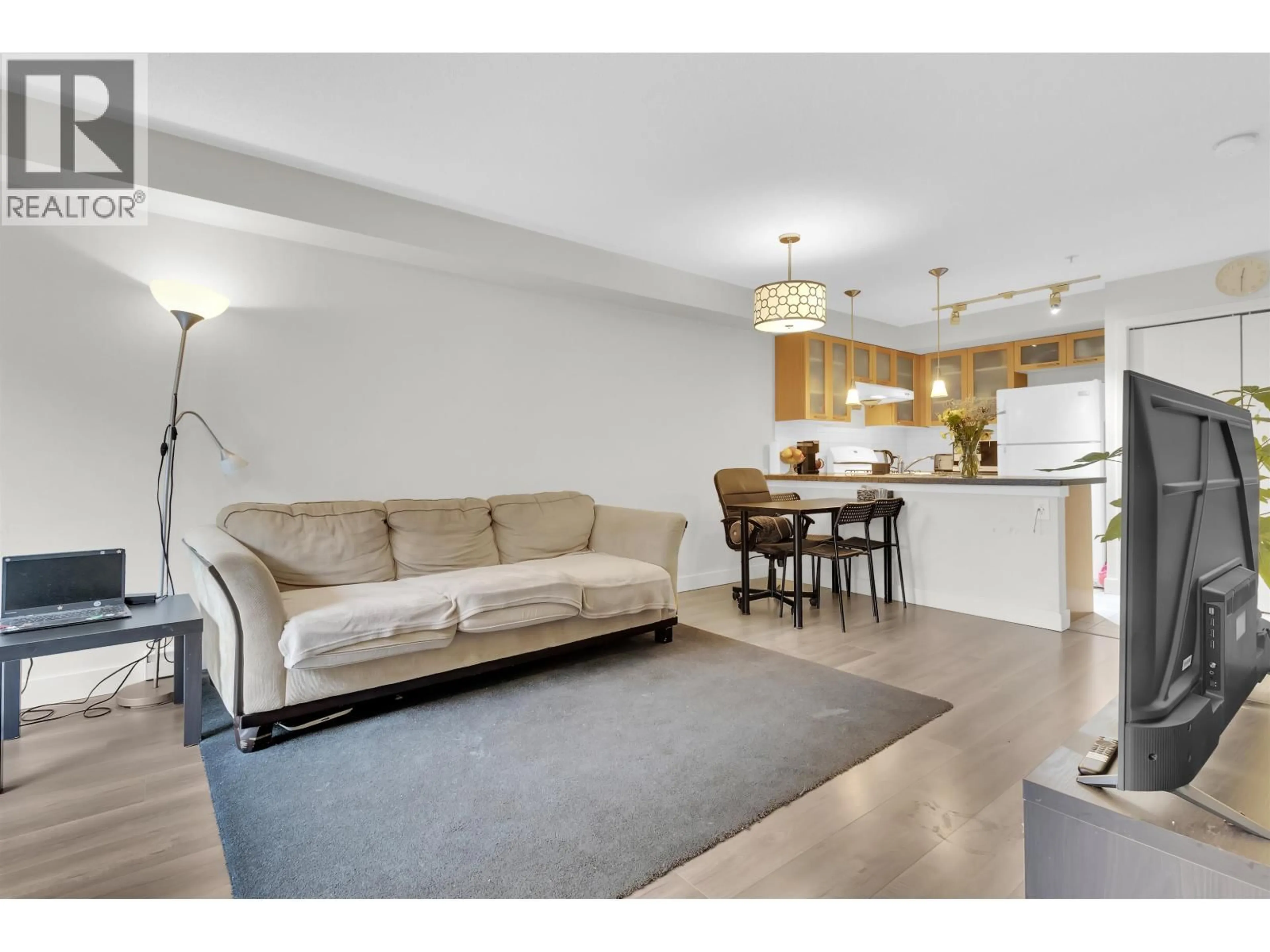 Living room with furniture, unknown for 58 - 9339 ALBERTA ROAD, Richmond British Columbia V6Y4E3