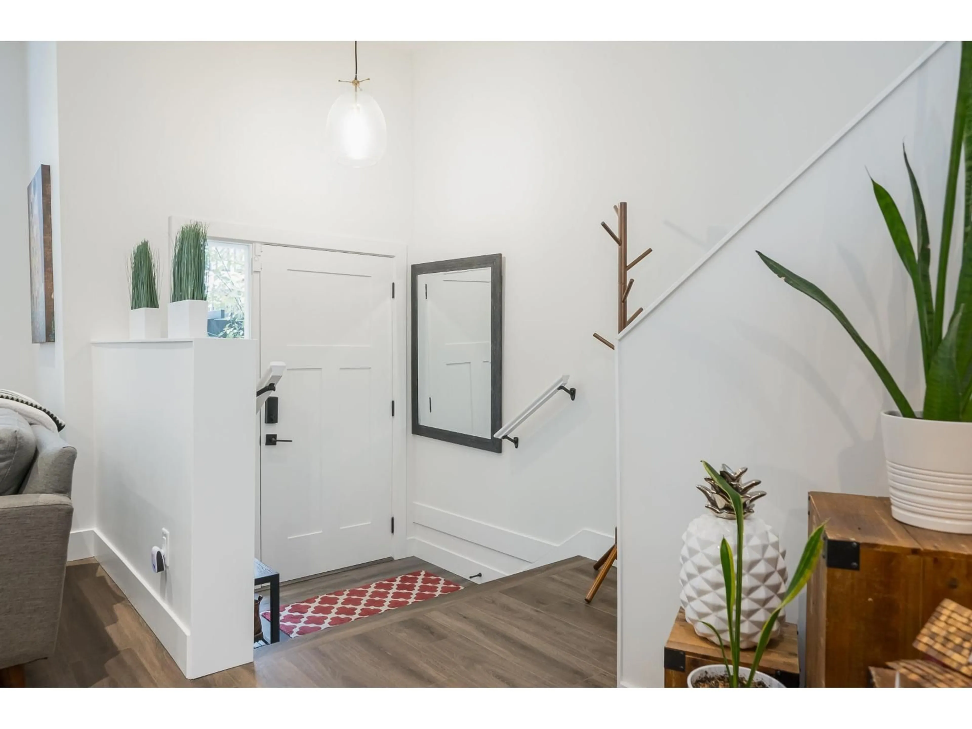 Indoor entryway for 8141 202 STREET, Langley British Columbia V2Y3K2