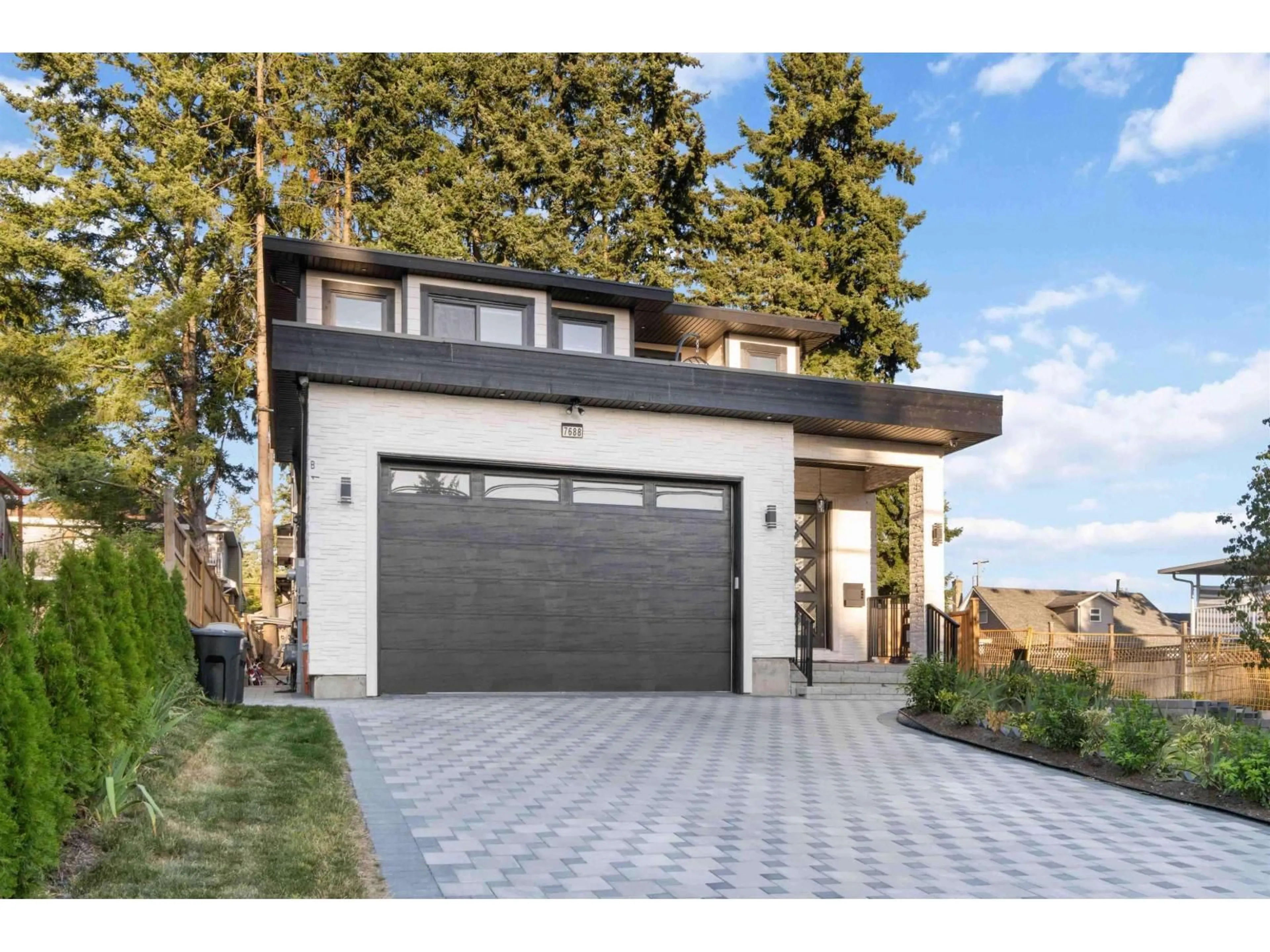 Unknown for 7688 115A STREET, Delta British Columbia V4C5R2