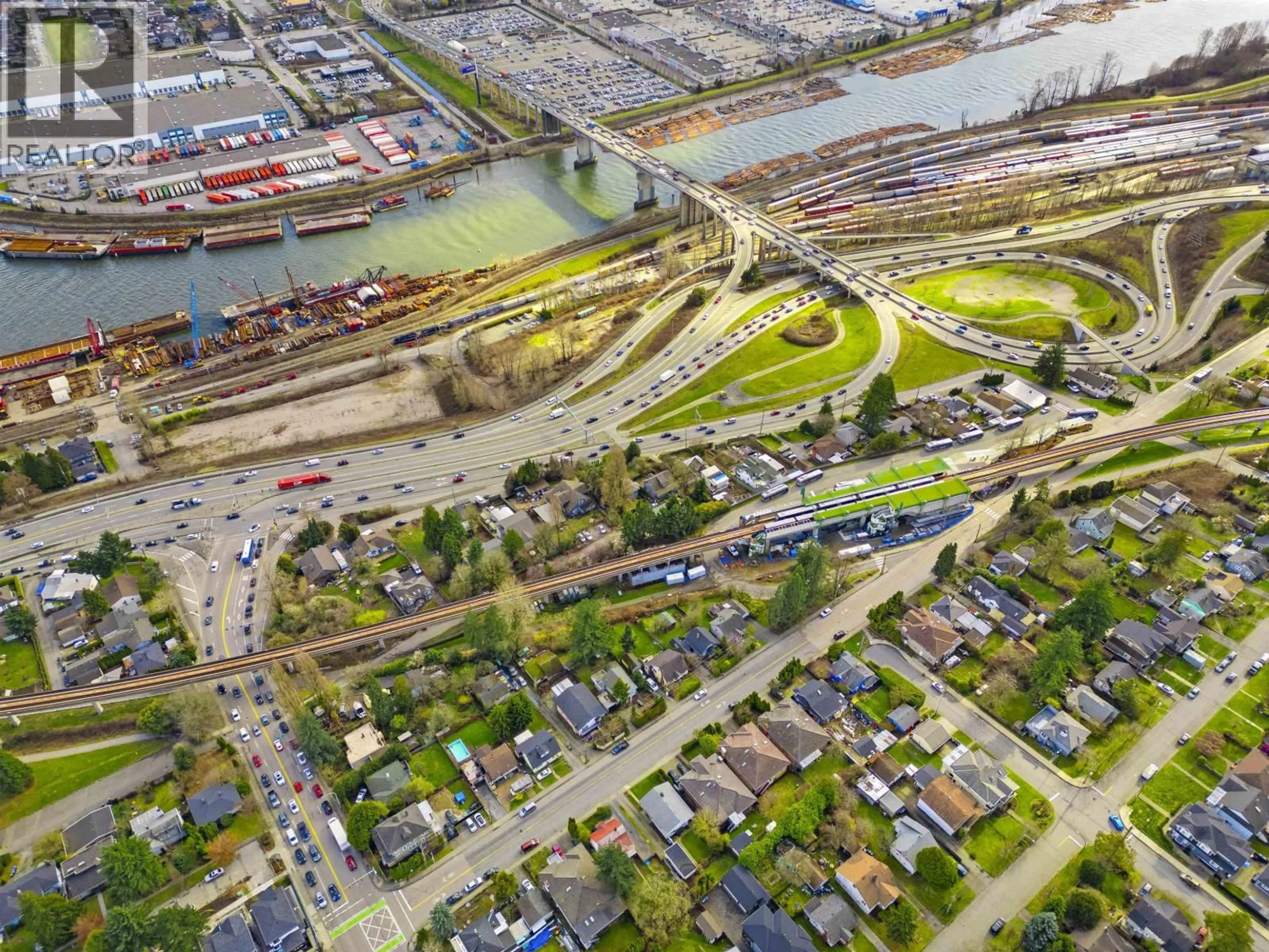 A pic from outside/outdoor area/front of a property/back of a property/a pic from drone, street for 2013 MARINE WAY, New Westminster British Columbia V3M2H2
