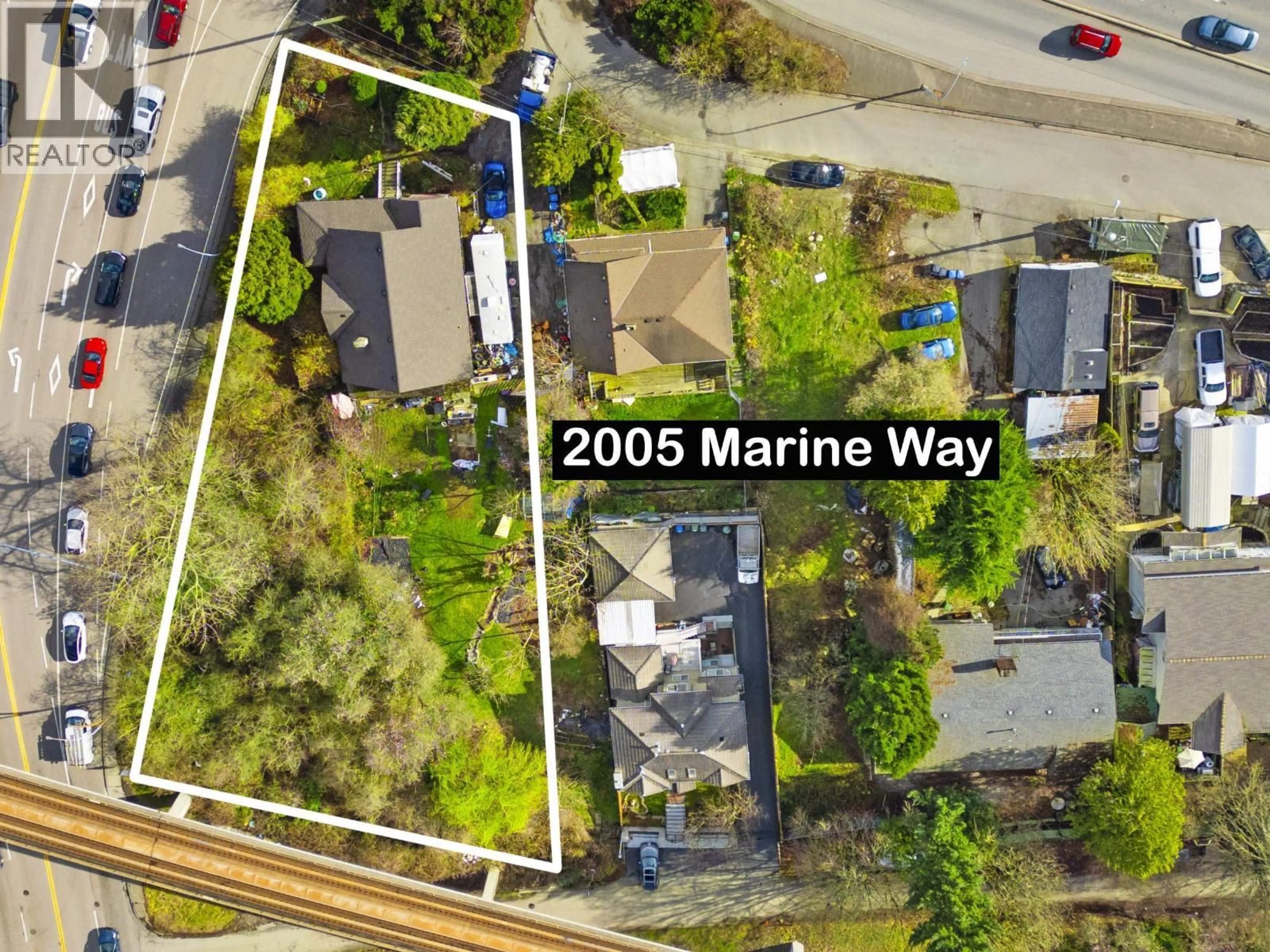 A pic from outside/outdoor area/front of a property/back of a property/a pic from drone, street for 2005 MARINE WAY, New Westminster British Columbia V3M2H2