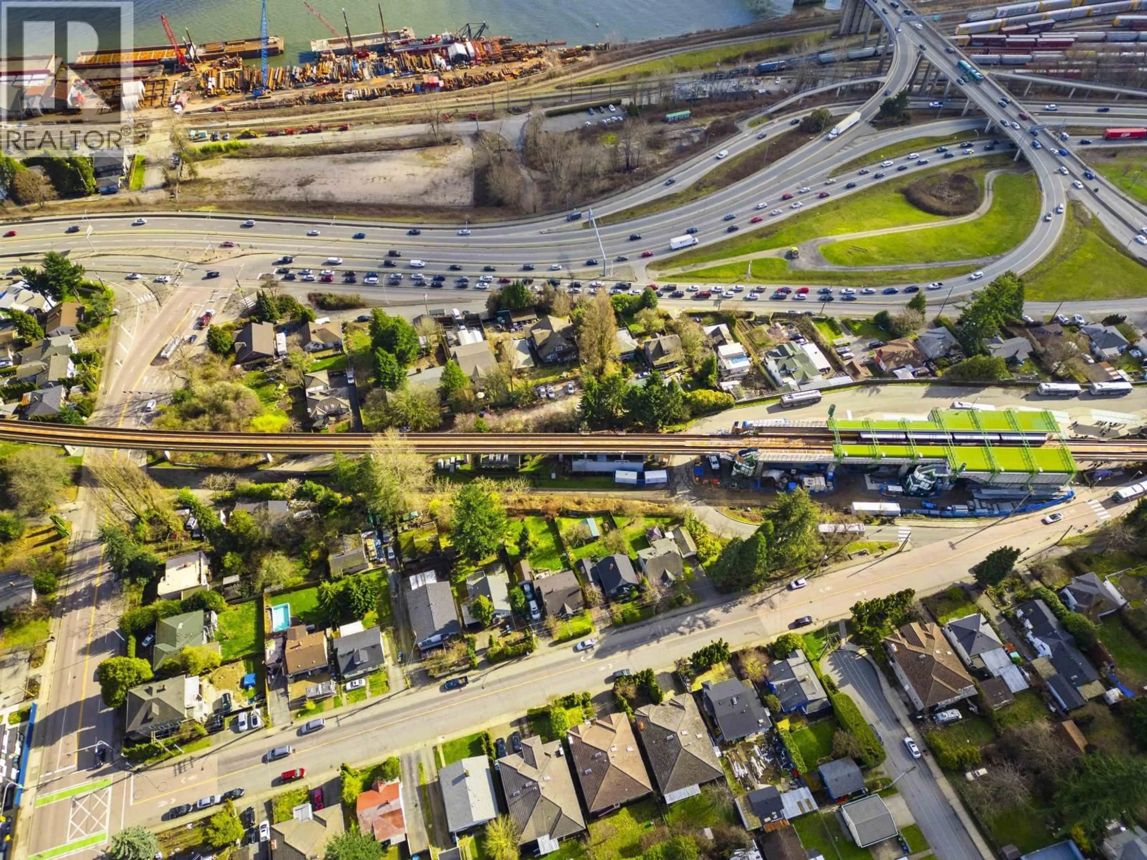 A pic from outside/outdoor area/front of a property/back of a property/a pic from drone, street for 2005 MARINE WAY, New Westminster British Columbia V3M2H2