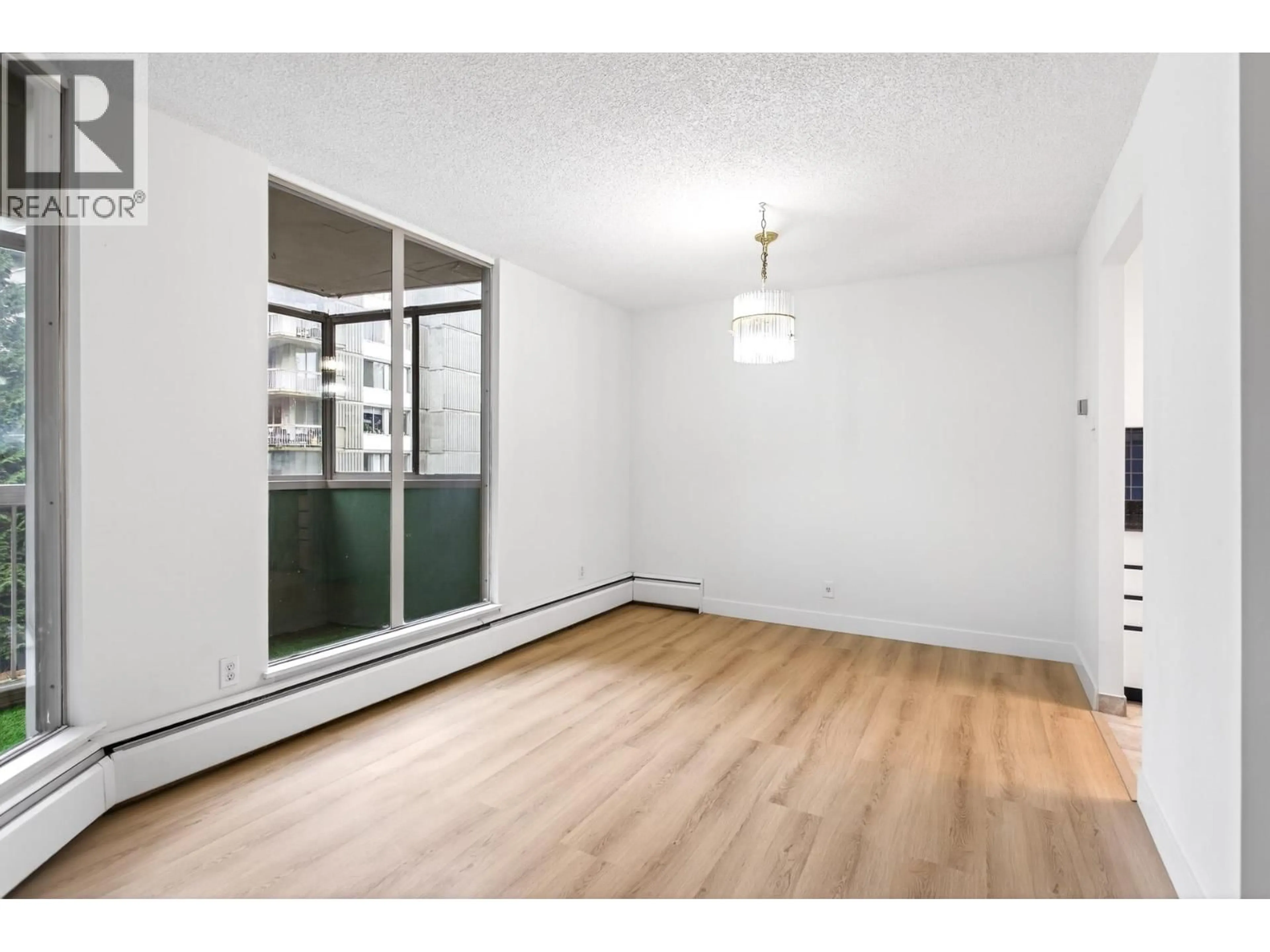 A pic of a room for 504 - 2024 FULLERTON AVENUE, North Vancouver British Columbia V7P3G4
