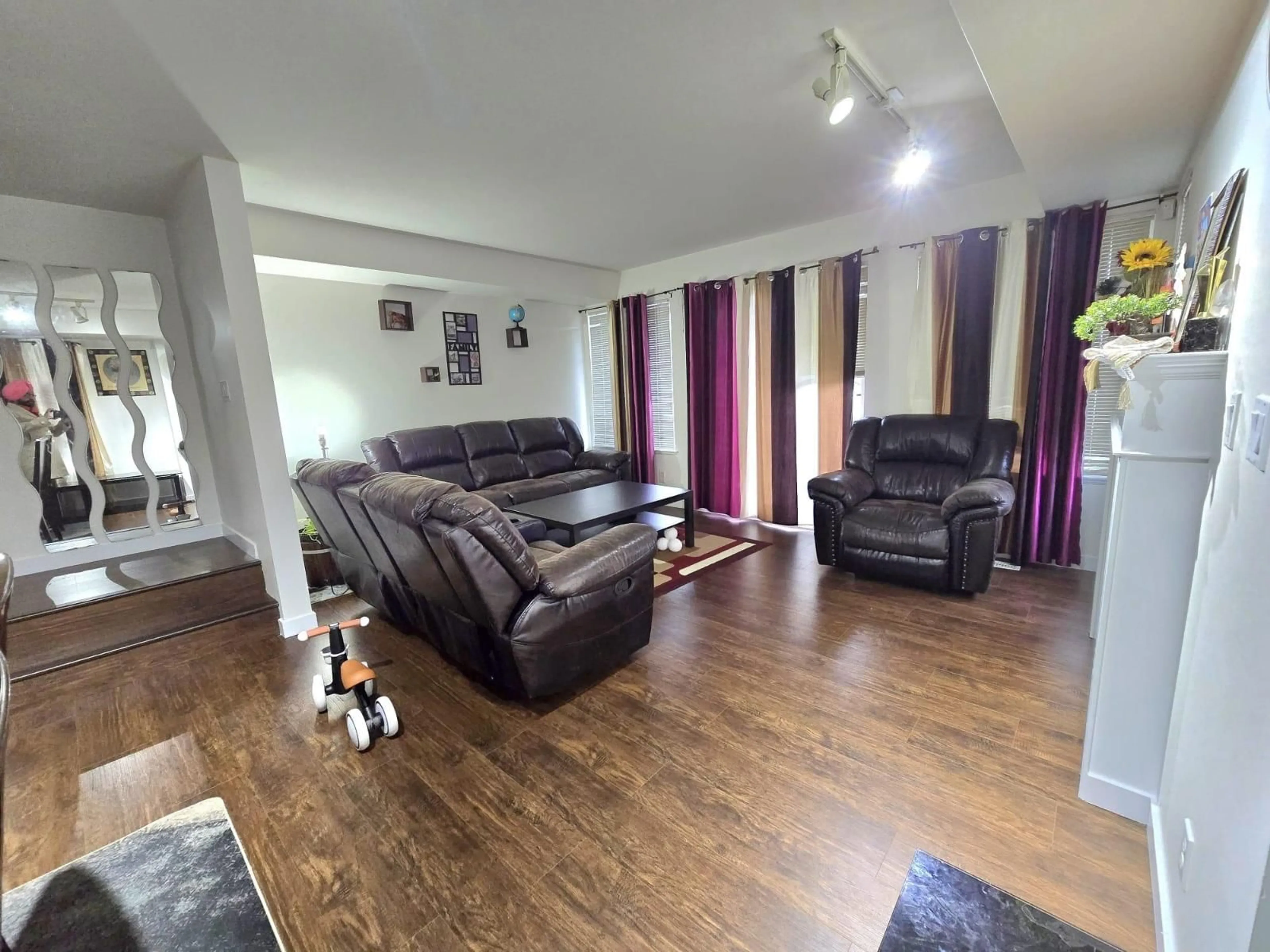 Living room with furniture, unknown for 53 - 8888 151 STREET, Surrey British Columbia V3R0Z9
