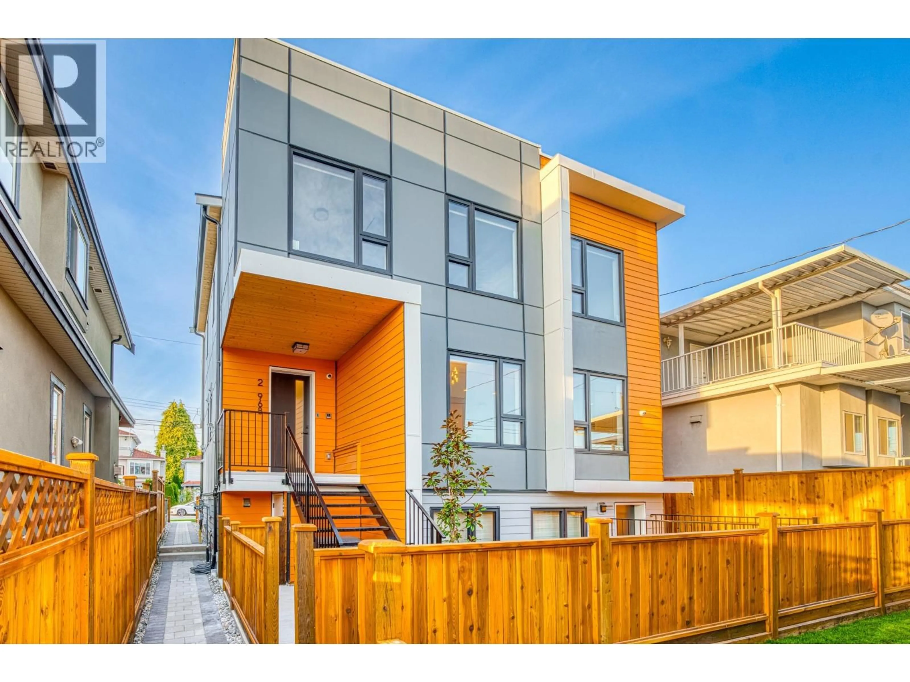 Unknown for 2 - 968 55TH AVENUE, Vancouver British Columbia V5X1N9