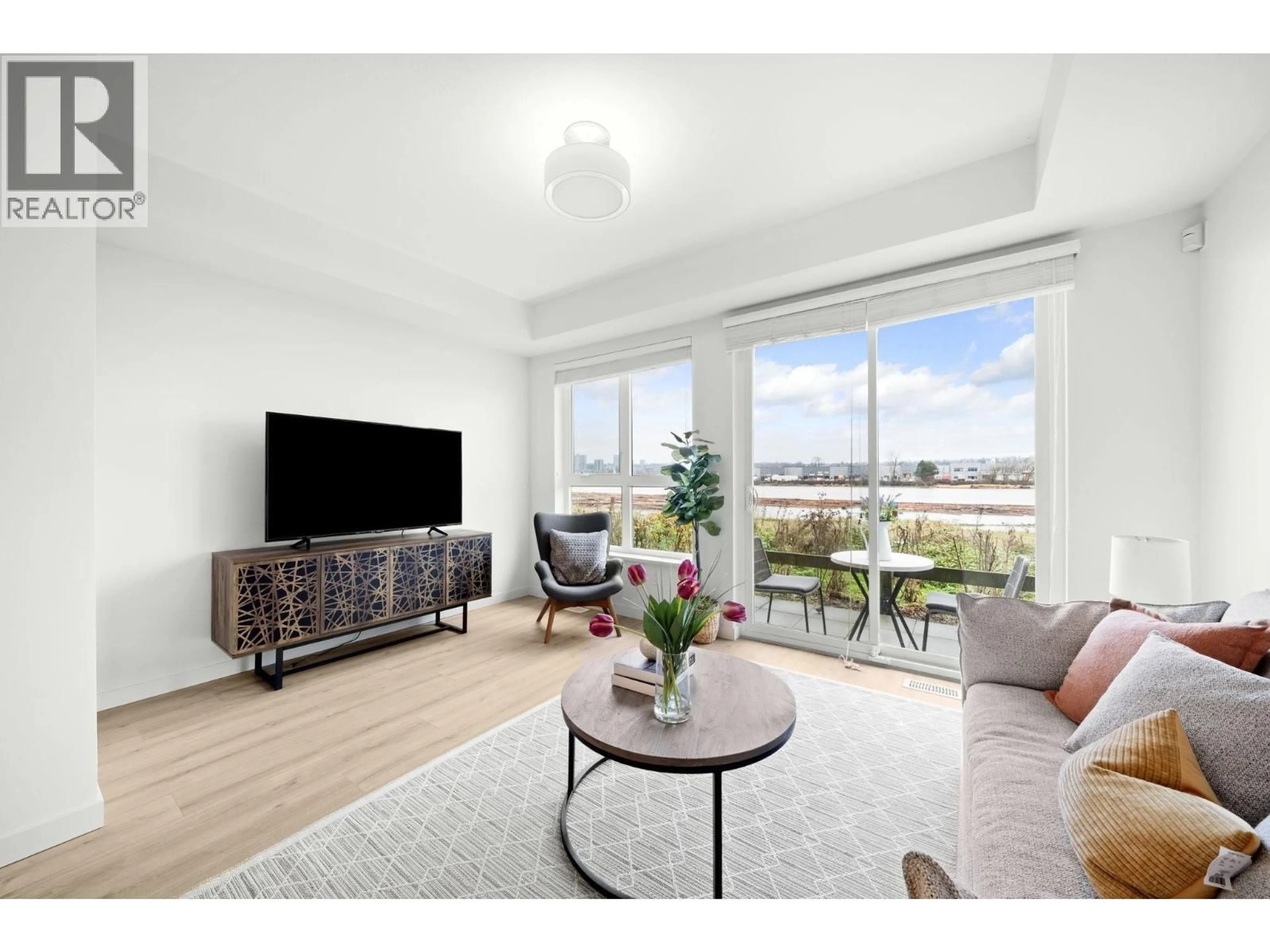 Living room with furniture, unknown for 26 - 10311 RIVER DRIVE, Richmond British Columbia V6X0T2