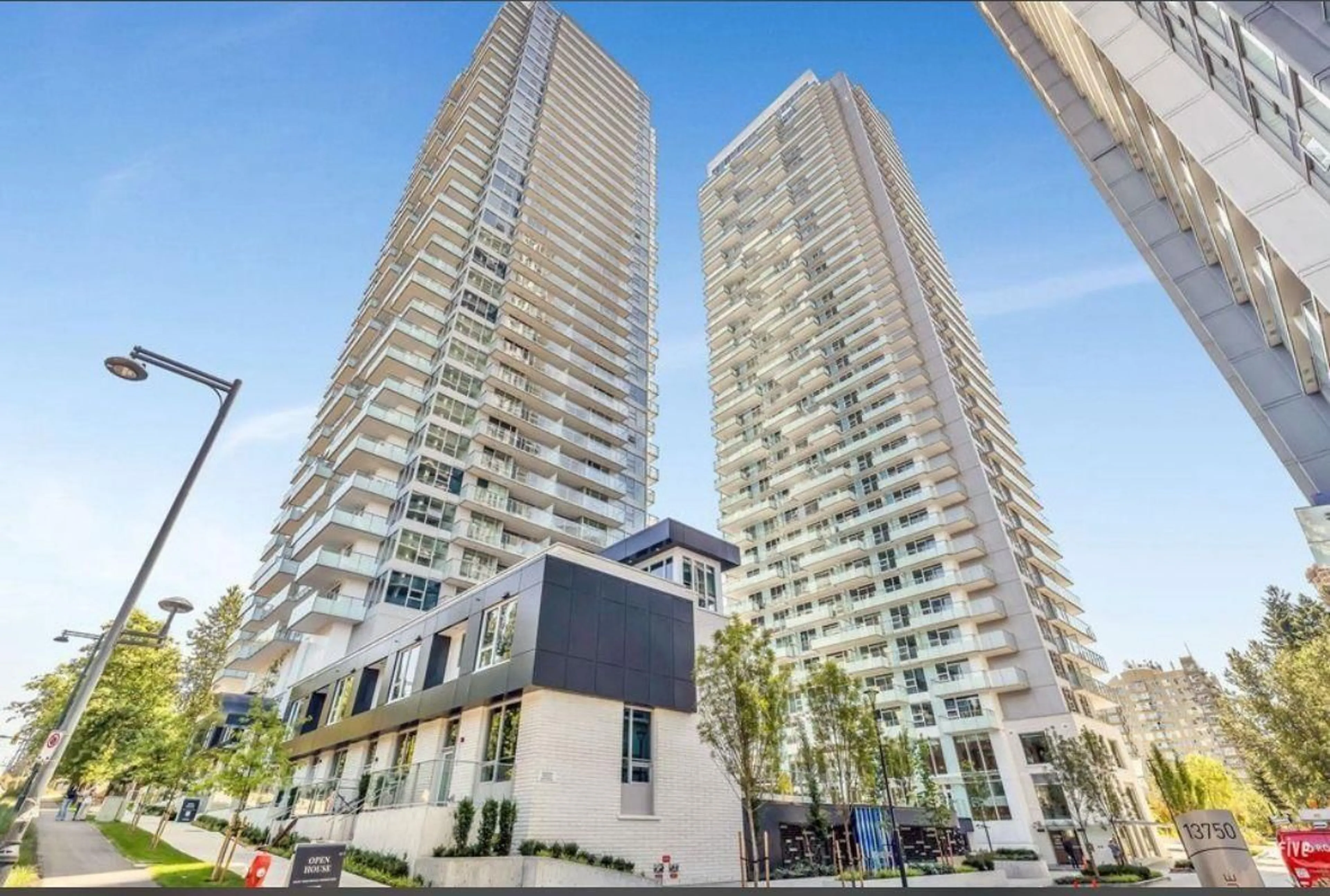 A pic from outside/outdoor area/front of a property/back of a property/a pic from drone, unknown for 1310 - 13768 100 AVENUE, Surrey British Columbia V3T0V2