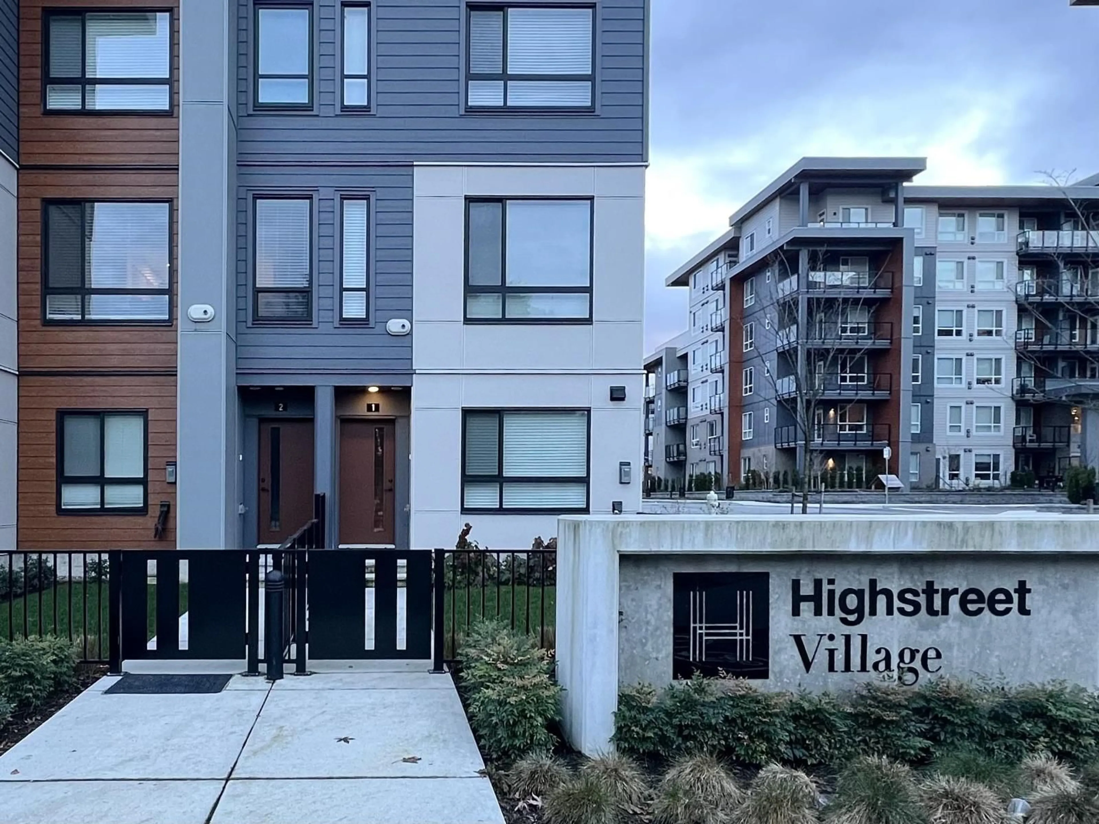 A pic from outside/outdoor area/front of a property/back of a property/a pic from drone, mountain view for 1 - 30530 CARDINAL AVENUE, Abbotsford British Columbia V2T0L5