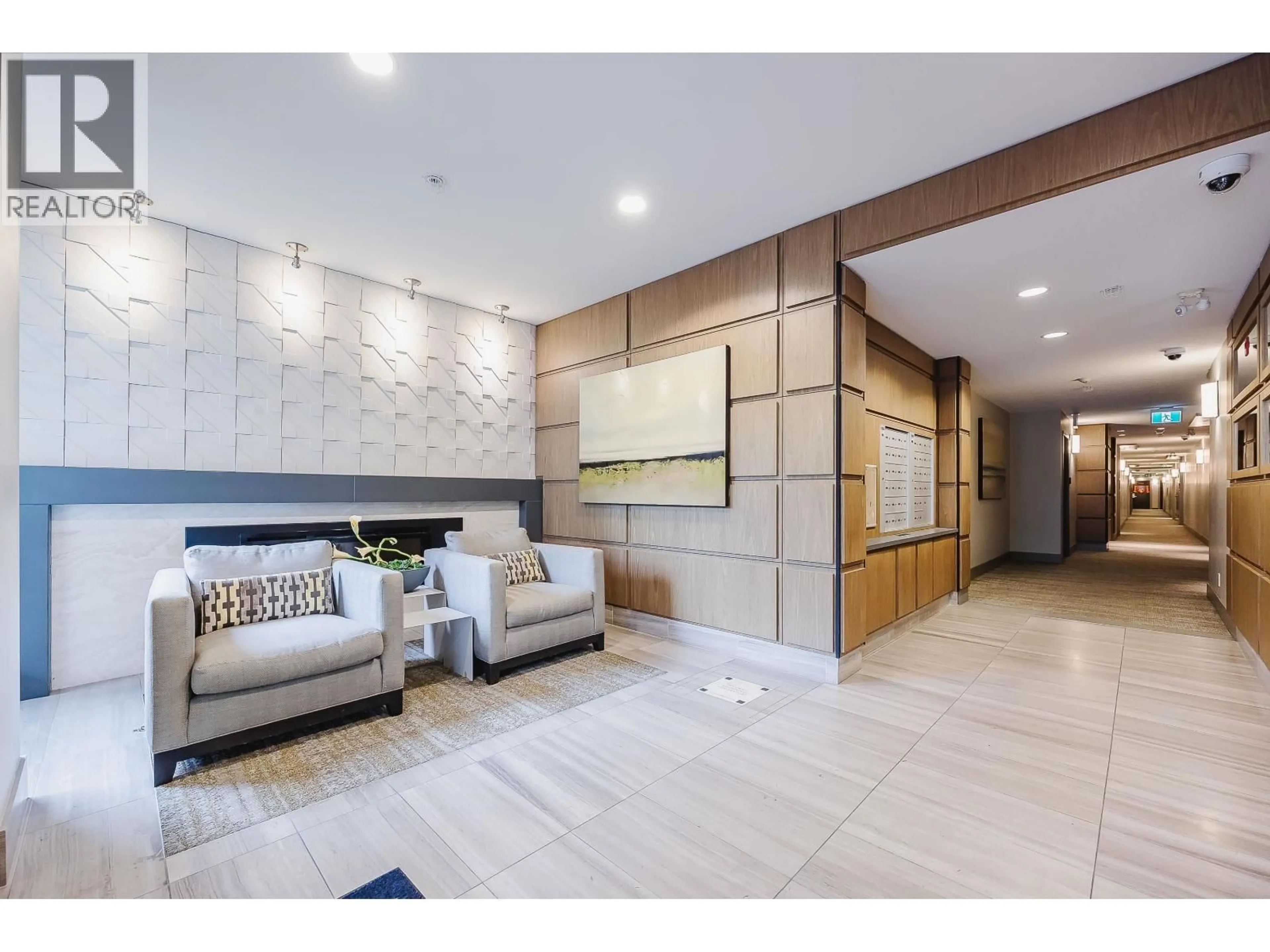 Lobby for 103 - 1135 WINDSOR MEWS, Coquitlam British Columbia V3B0L2