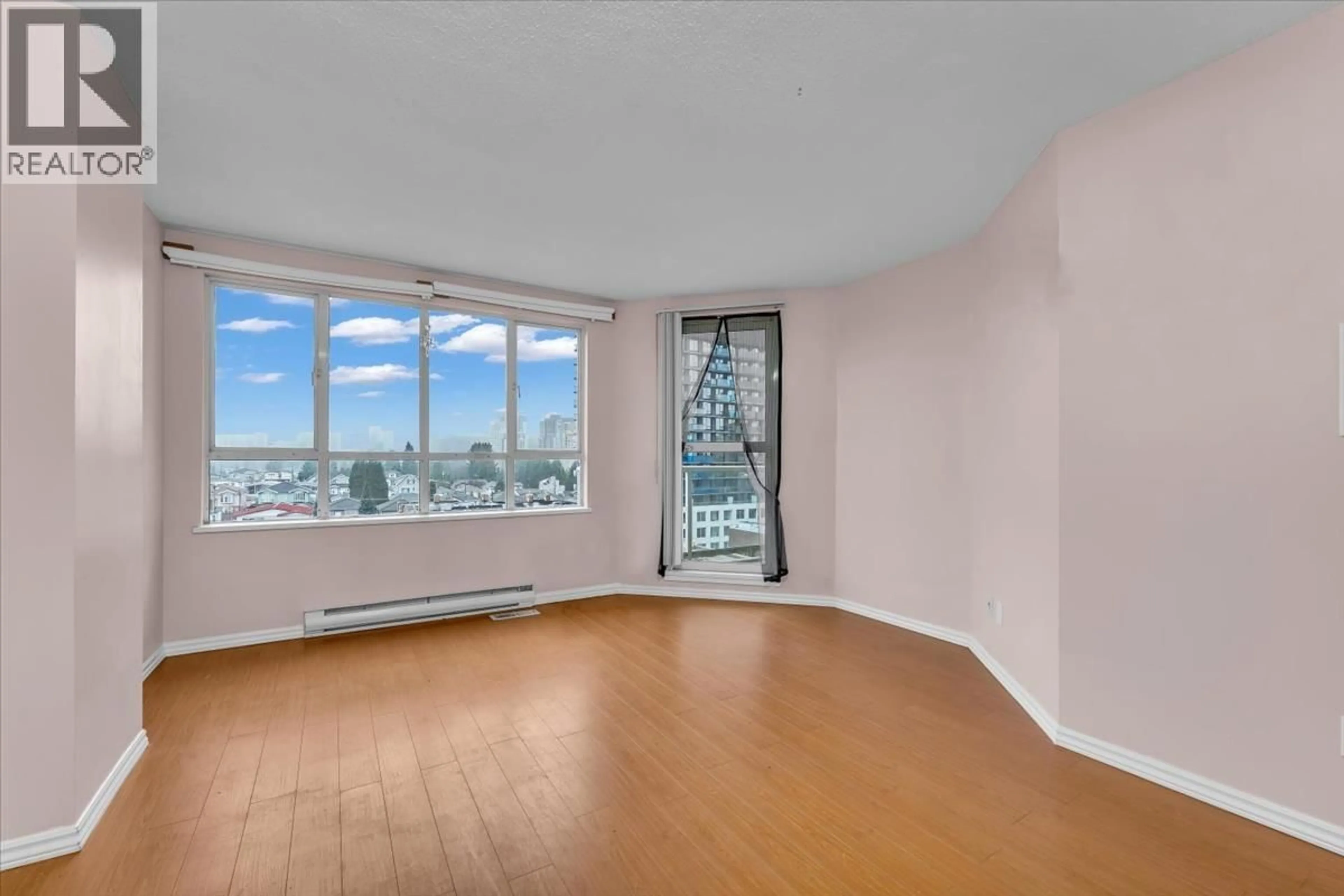 A pic of a room for 910 - 3489 ASCOT PLACE, Vancouver British Columbia V5R6B6