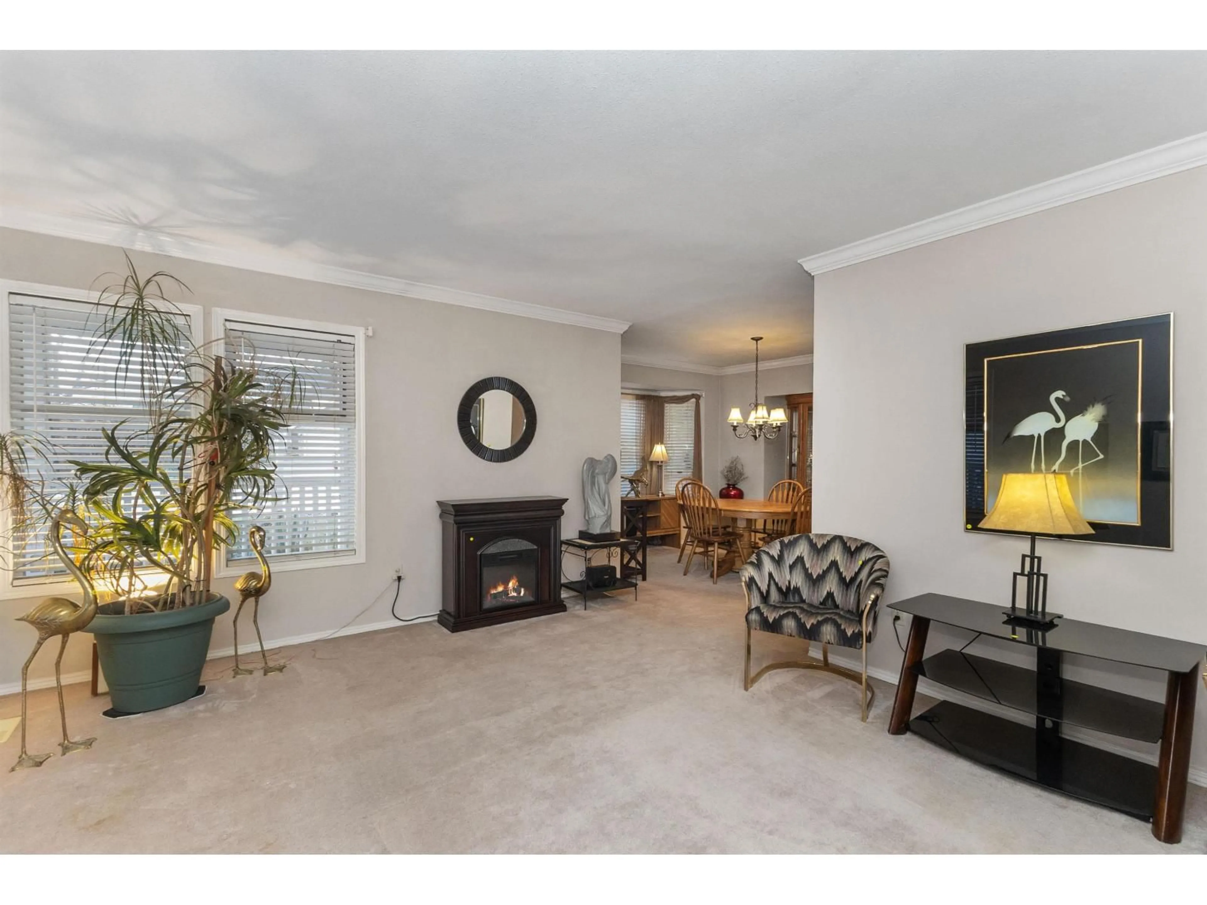 Living room with furniture, unknown for 34825 CASSIAR COURT, Abbotsford British Columbia V2S7G9