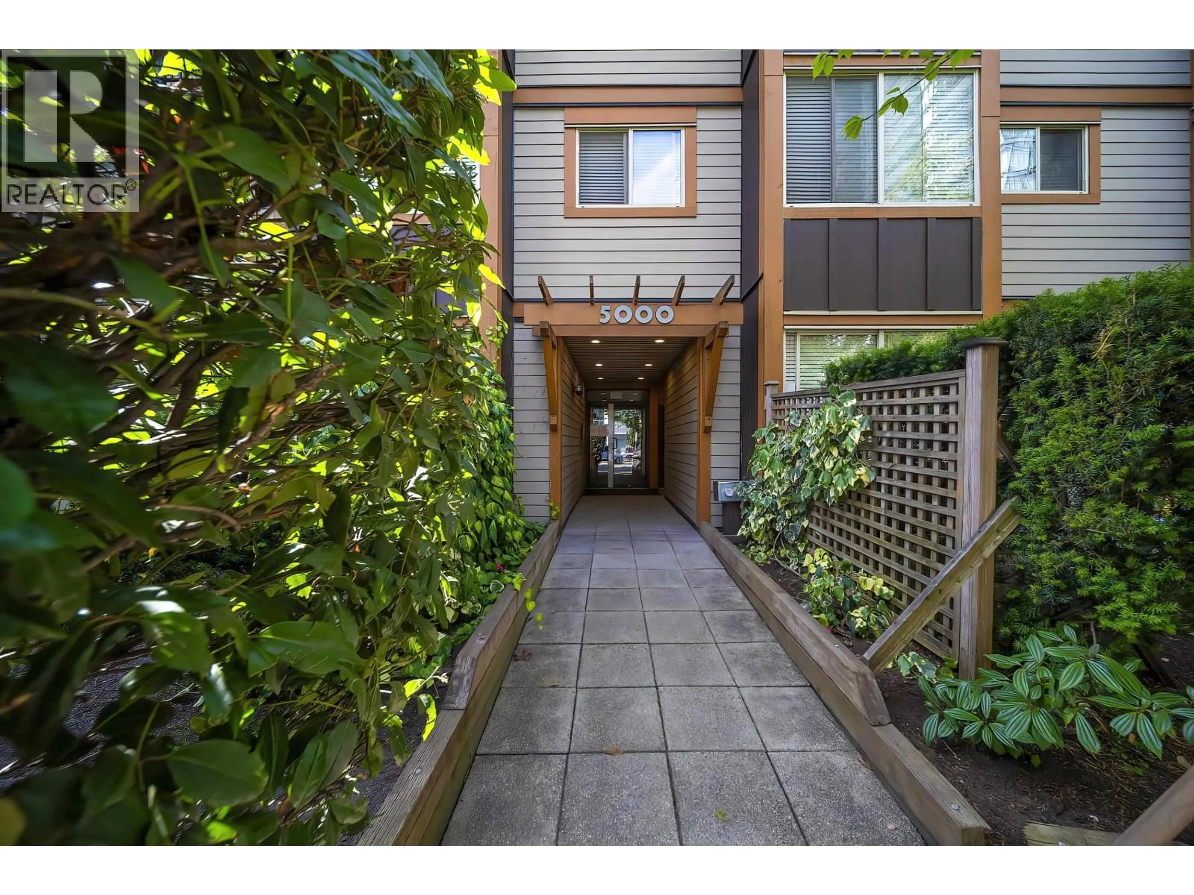 Unknown for 110 - 5000 IMPERIAL STREET, Burnaby British Columbia V5J1C8