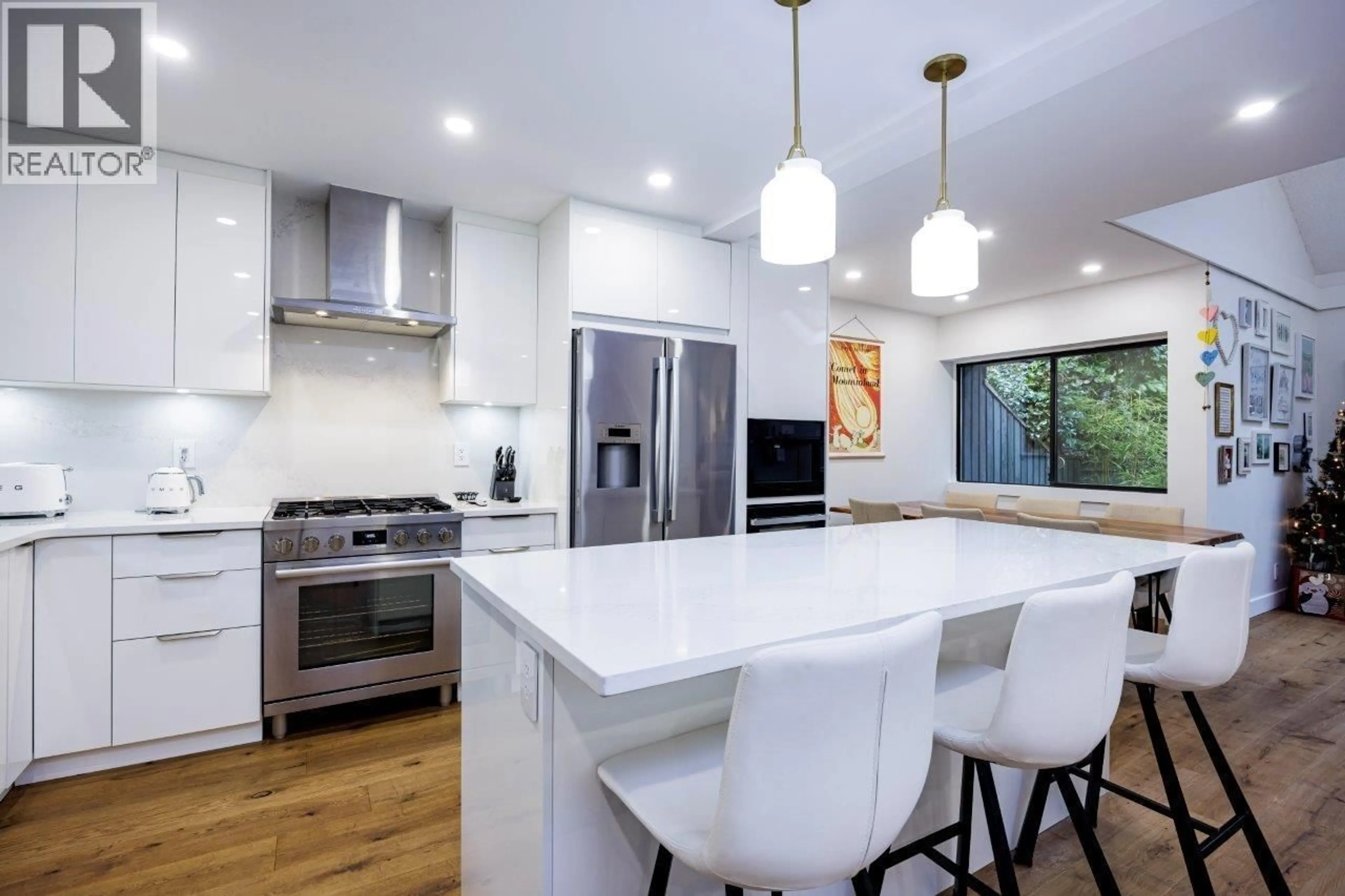 Contemporary kitchen, ceramic/tile floor for 209 - 4001 MT SEYMOUR PARKWAY, North Vancouver British Columbia V7G1C2