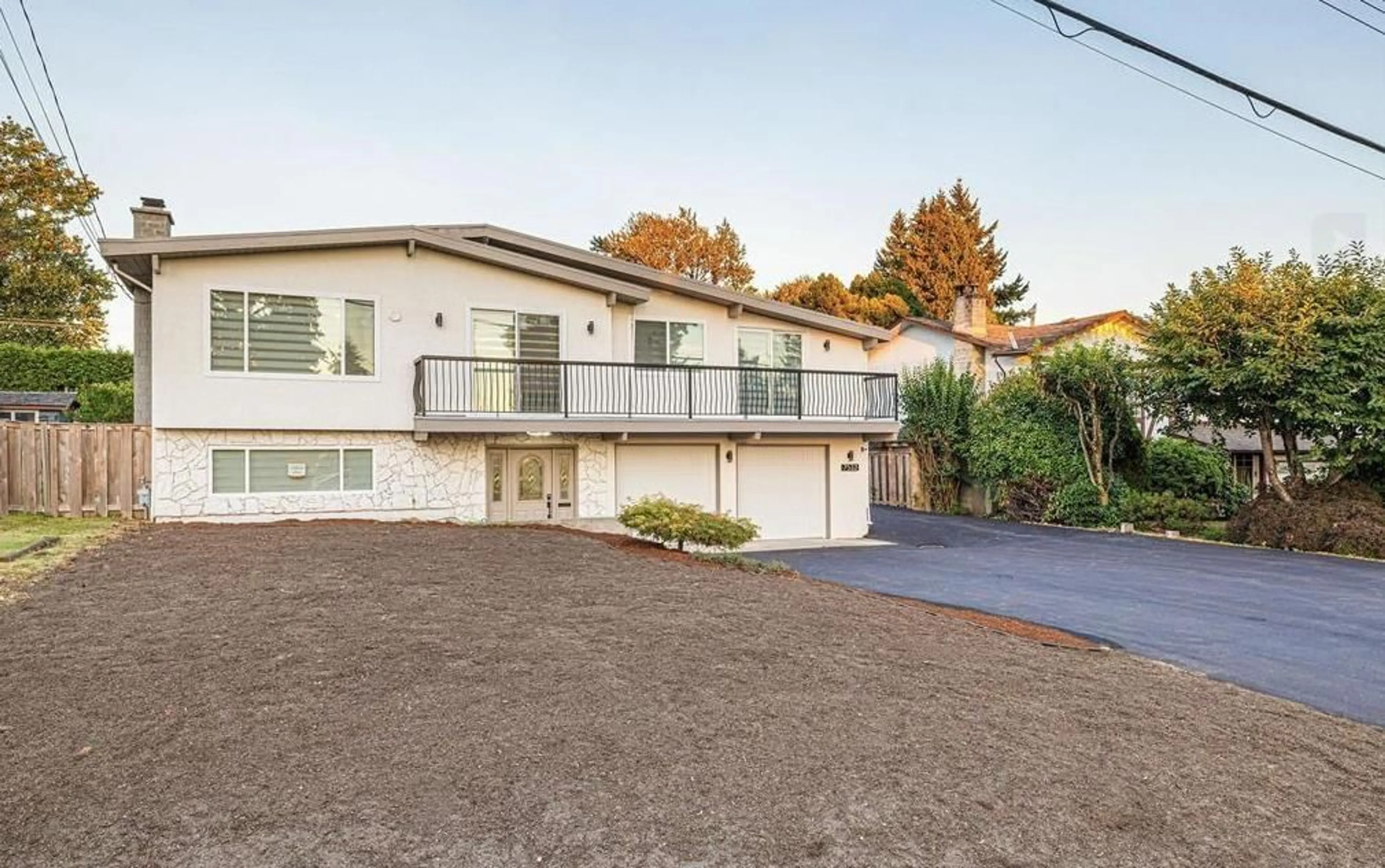 A pic from outside/outdoor area/front of a property/back of a property/a pic from drone, street for 7532 MINSTER DRIVE, Delta British Columbia V4C4M5