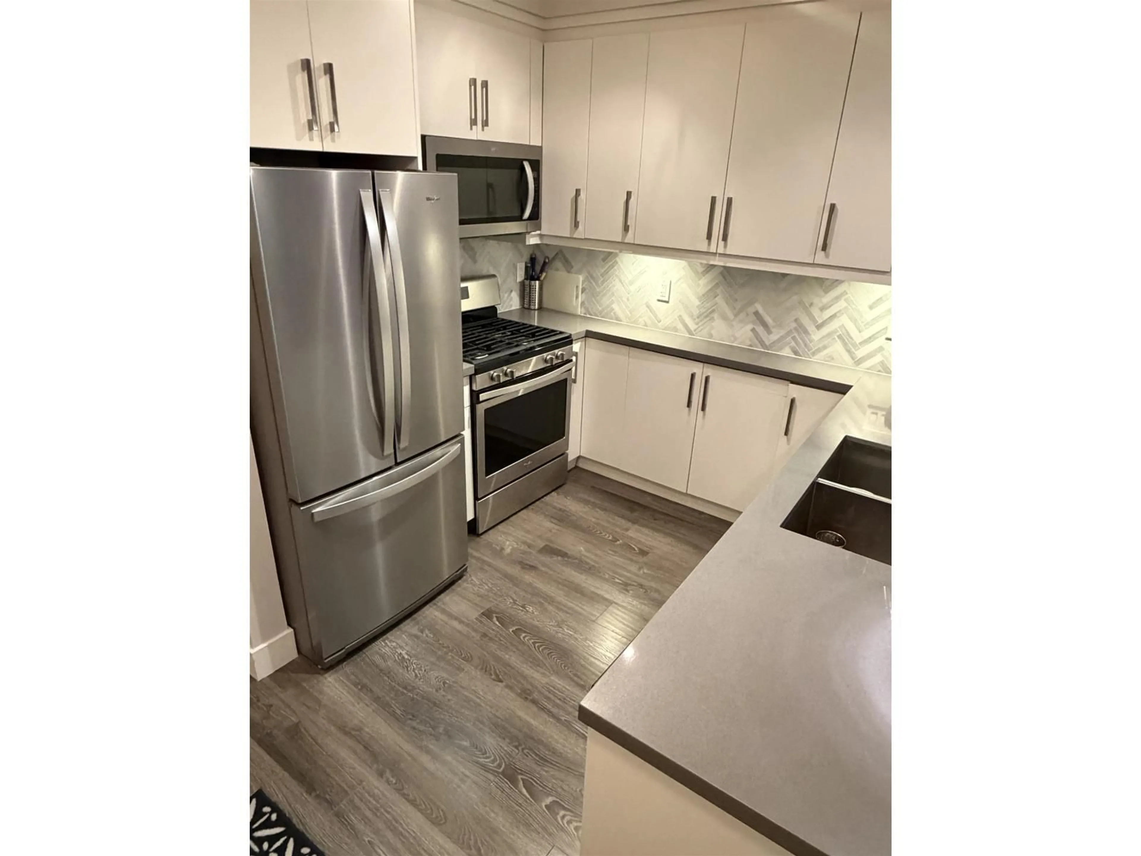 Unknown for 102 - 14550 WINTER CRESCENT, Surrey British Columbia V4P0G4