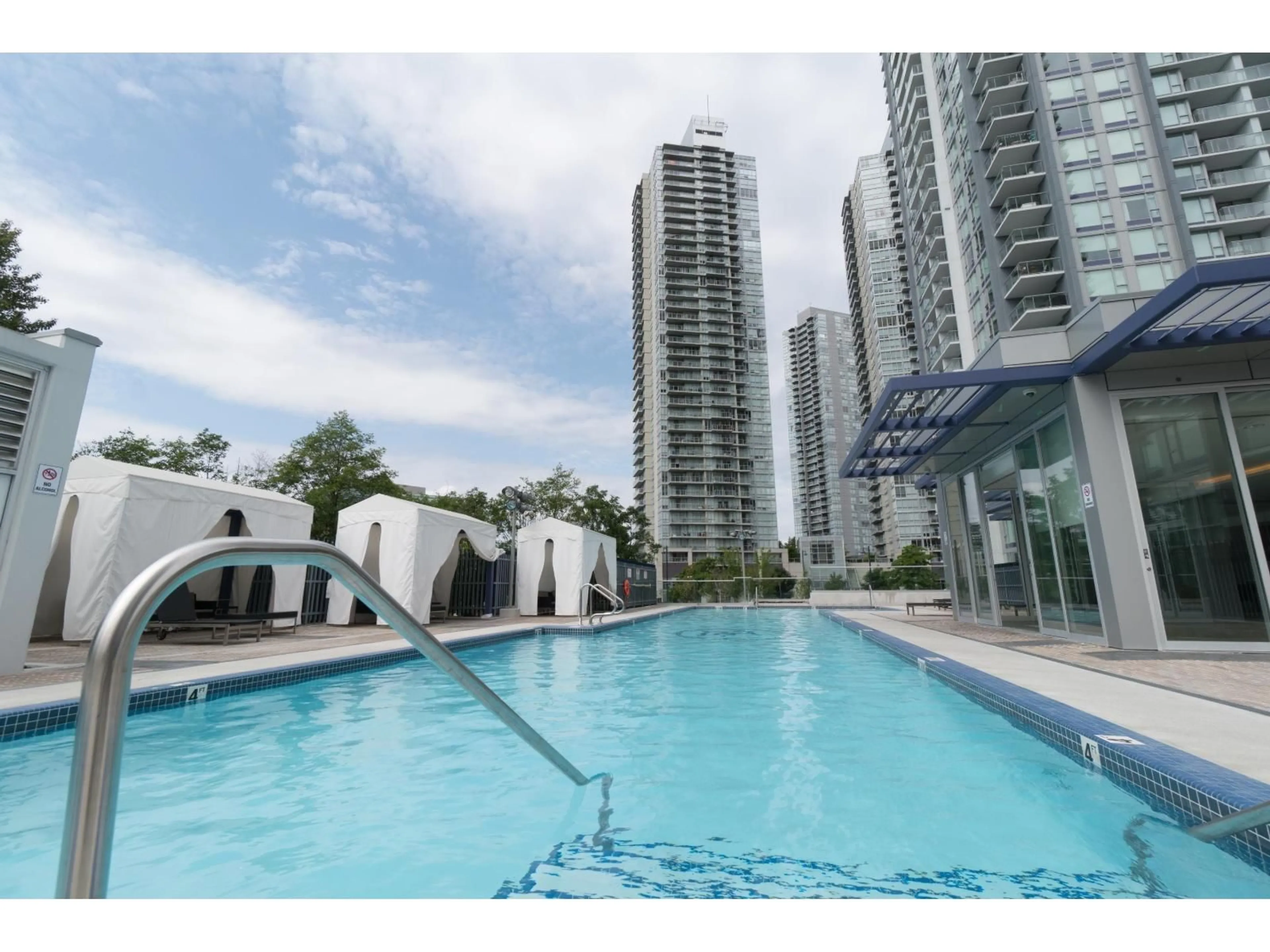 Pool for 3909 - 13750 100 AVENUE, Surrey British Columbia V3T0L3