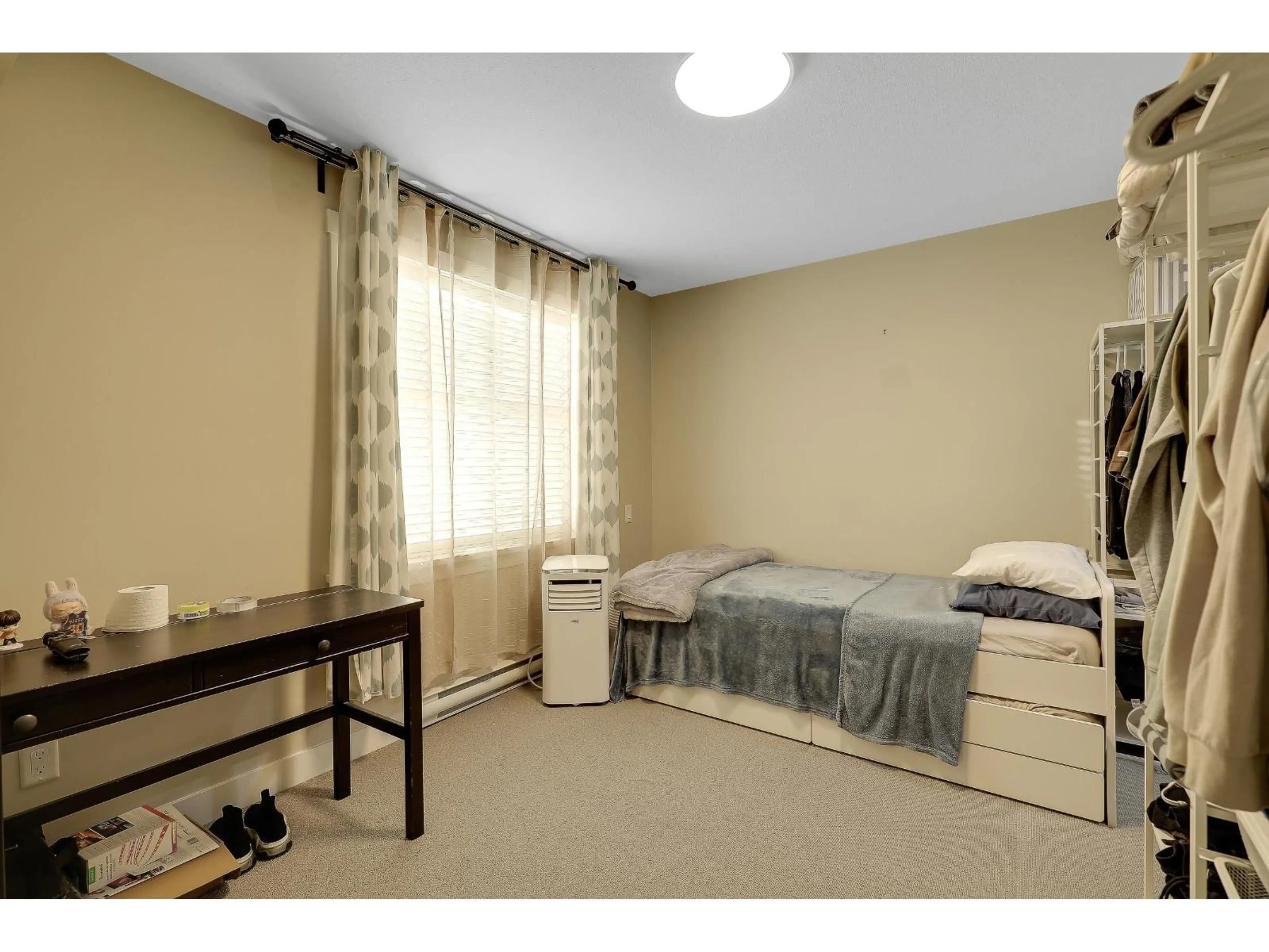 A pic of a room for 209 - 19936 56 AVENUE, Langley British Columbia V3A3X9