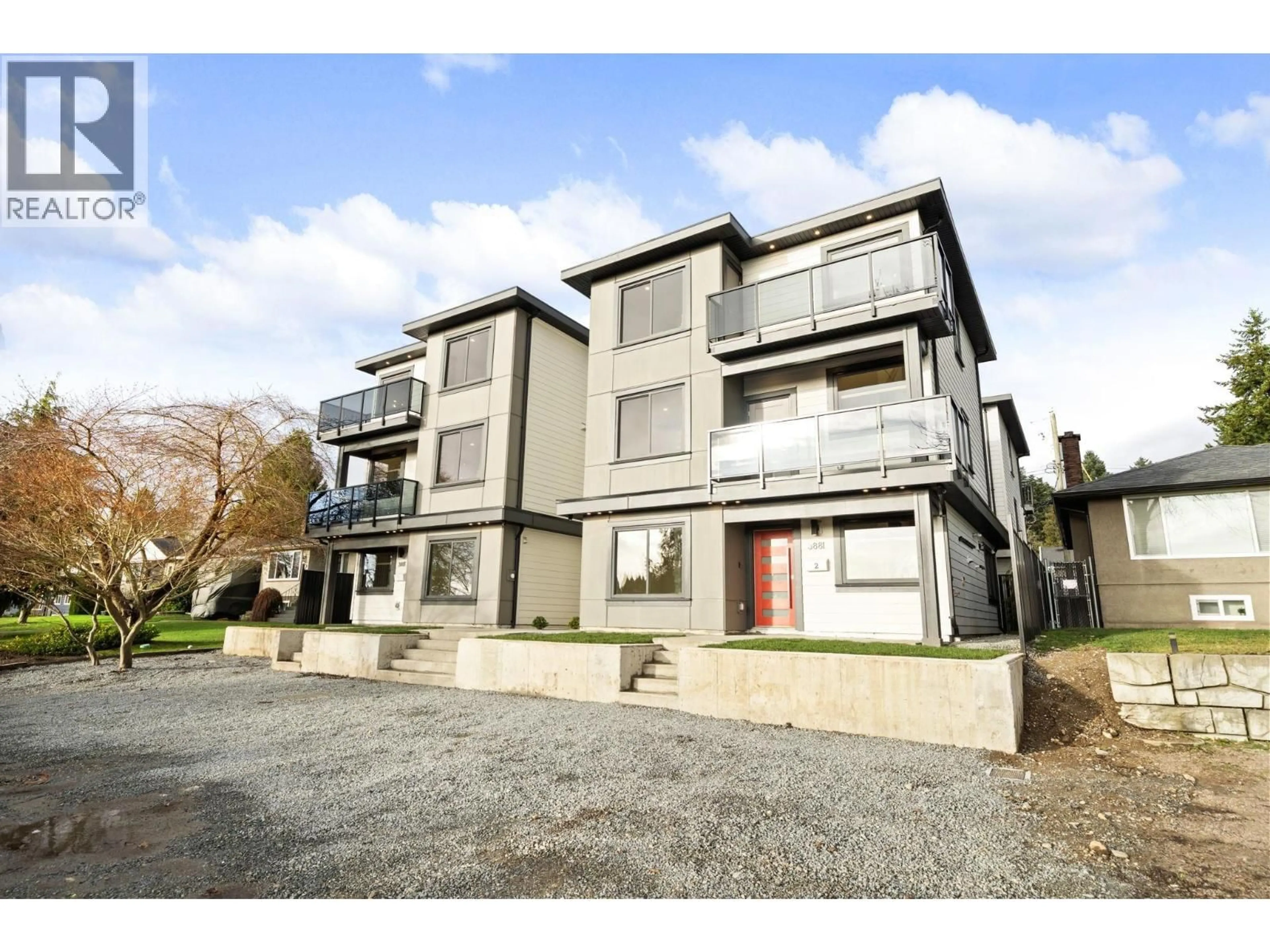 A pic from outside/outdoor area/front of a property/back of a property/a pic from drone, building for 1 - 3881 HURST STREET, Burnaby British Columbia V5J1M4