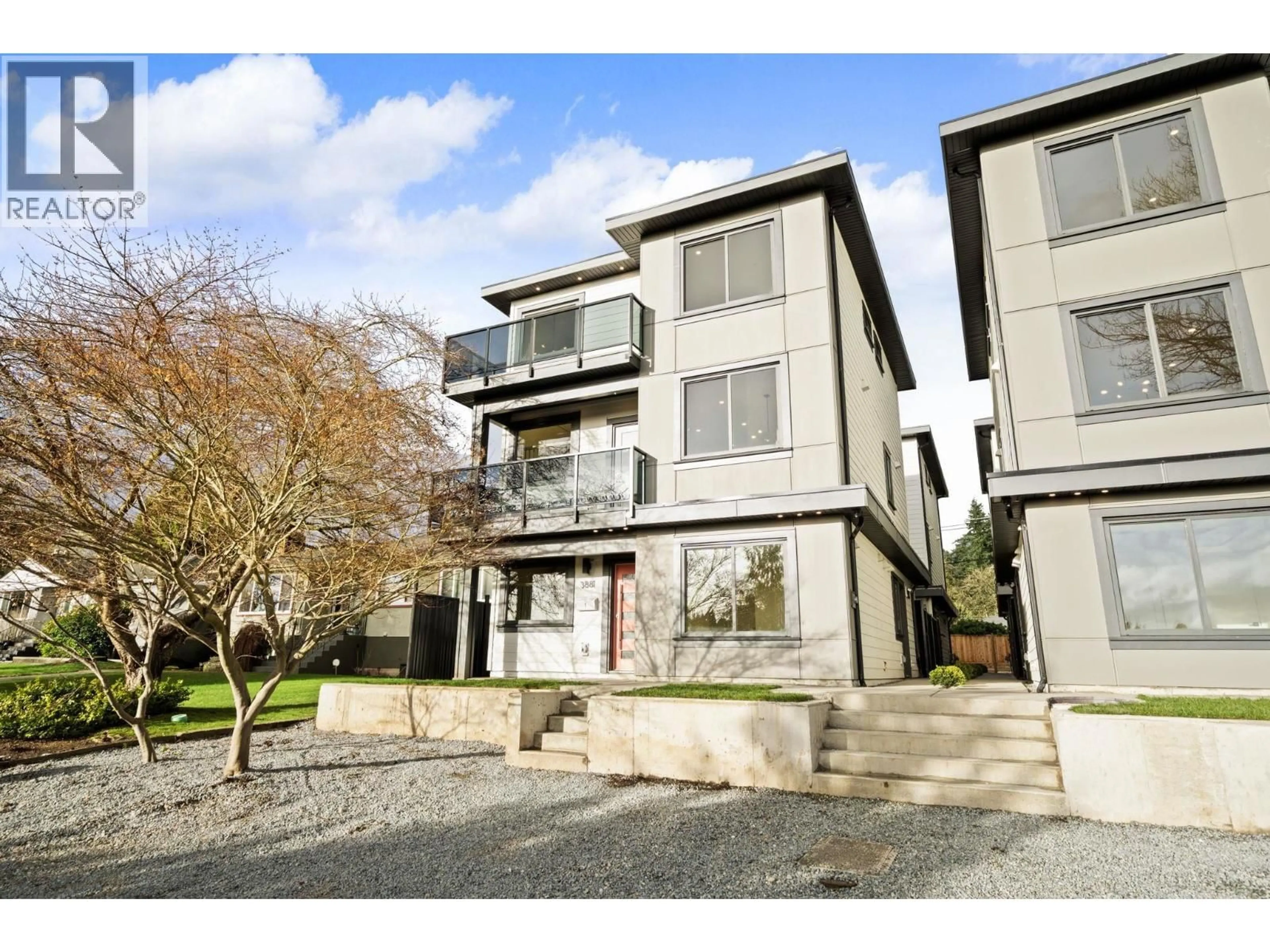 Unknown for 2 - 3881 HURST STREET, Burnaby British Columbia V5J1M4