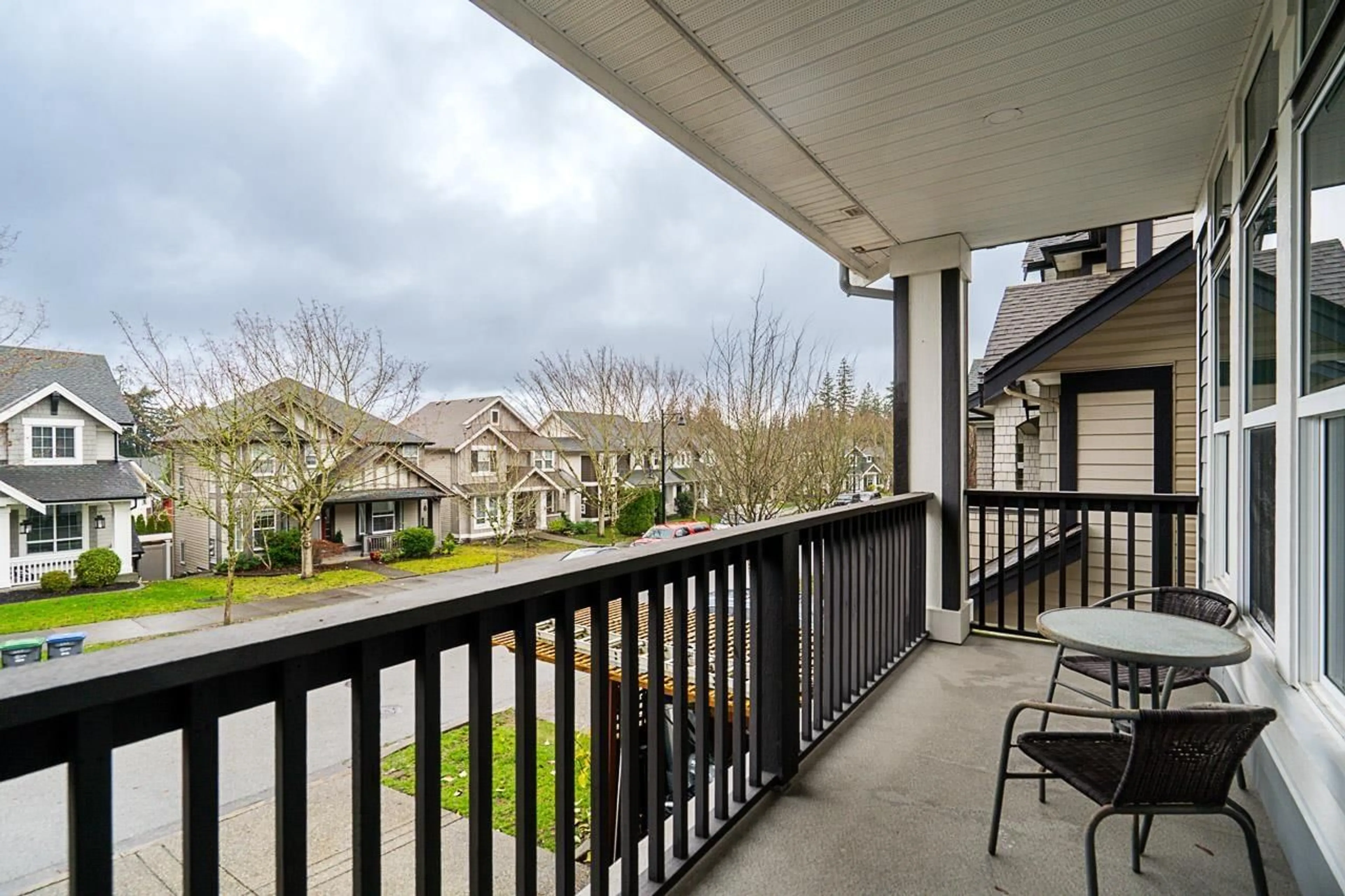 Patio, unknown for 6100 163B STREET, Surrey British Columbia V3S3W2