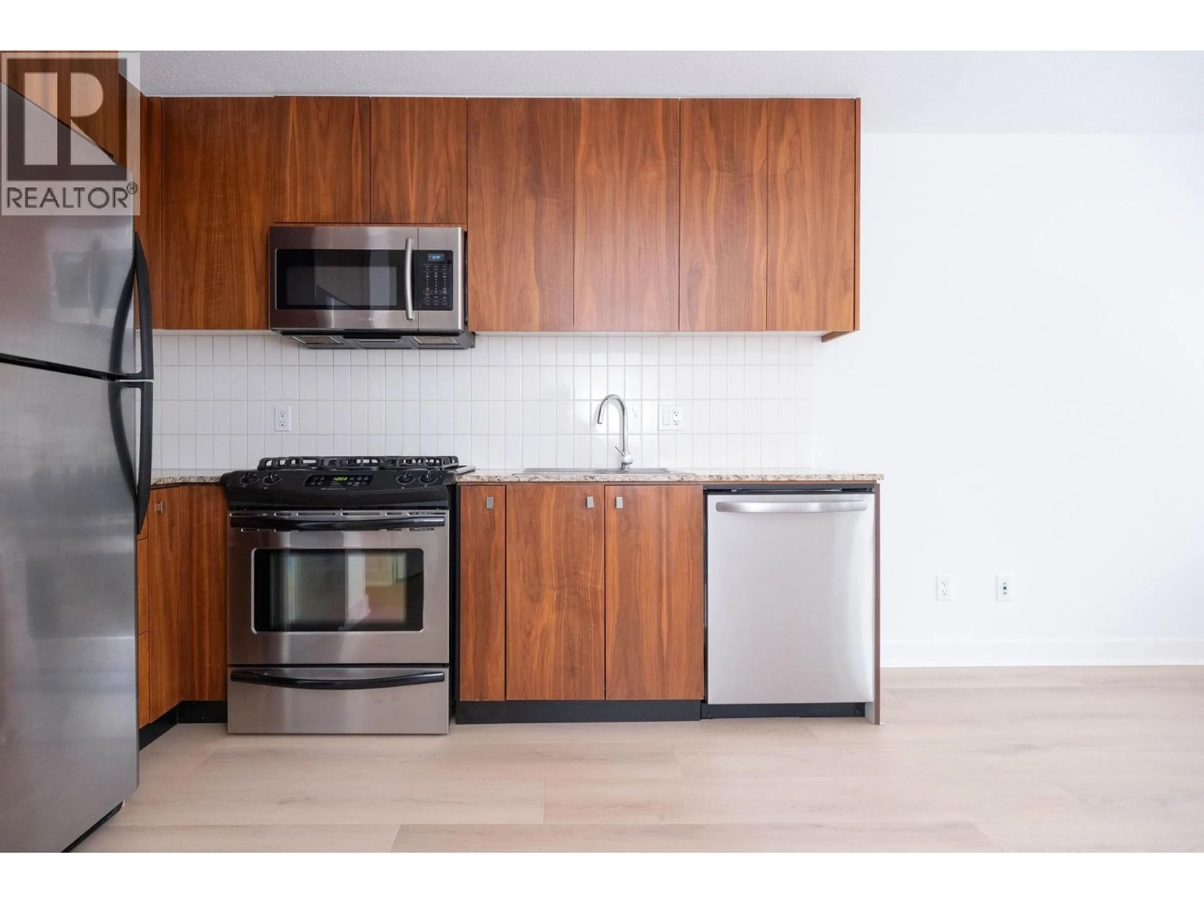 Standard kitchen, wood/laminate floor for 302 - 1030 BROADWAY STREET, Vancouver British Columbia V6B4J5