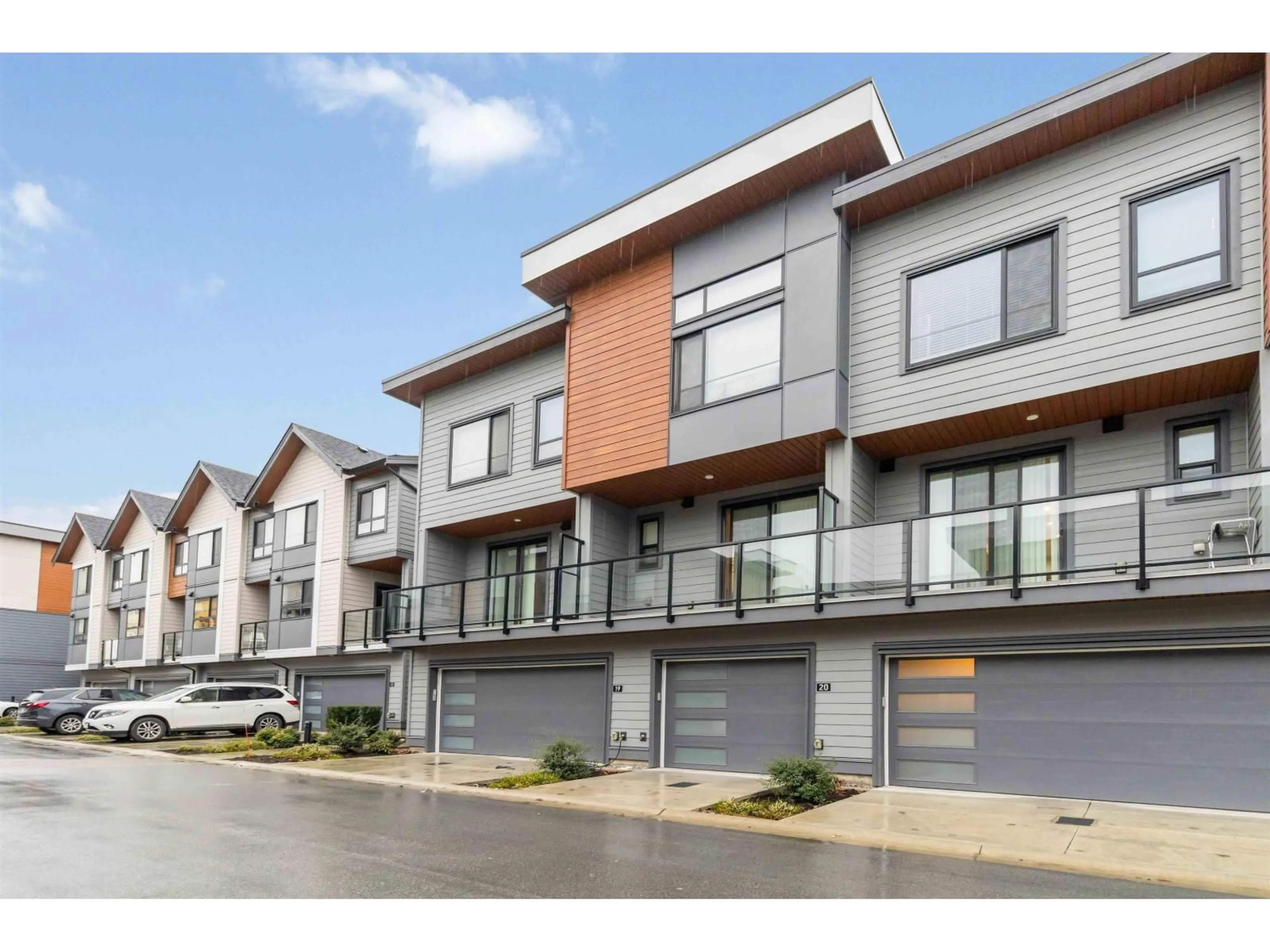 Unknown for 20 - 30530 CARDINAL AVENUE, Abbotsford British Columbia V2T0L5