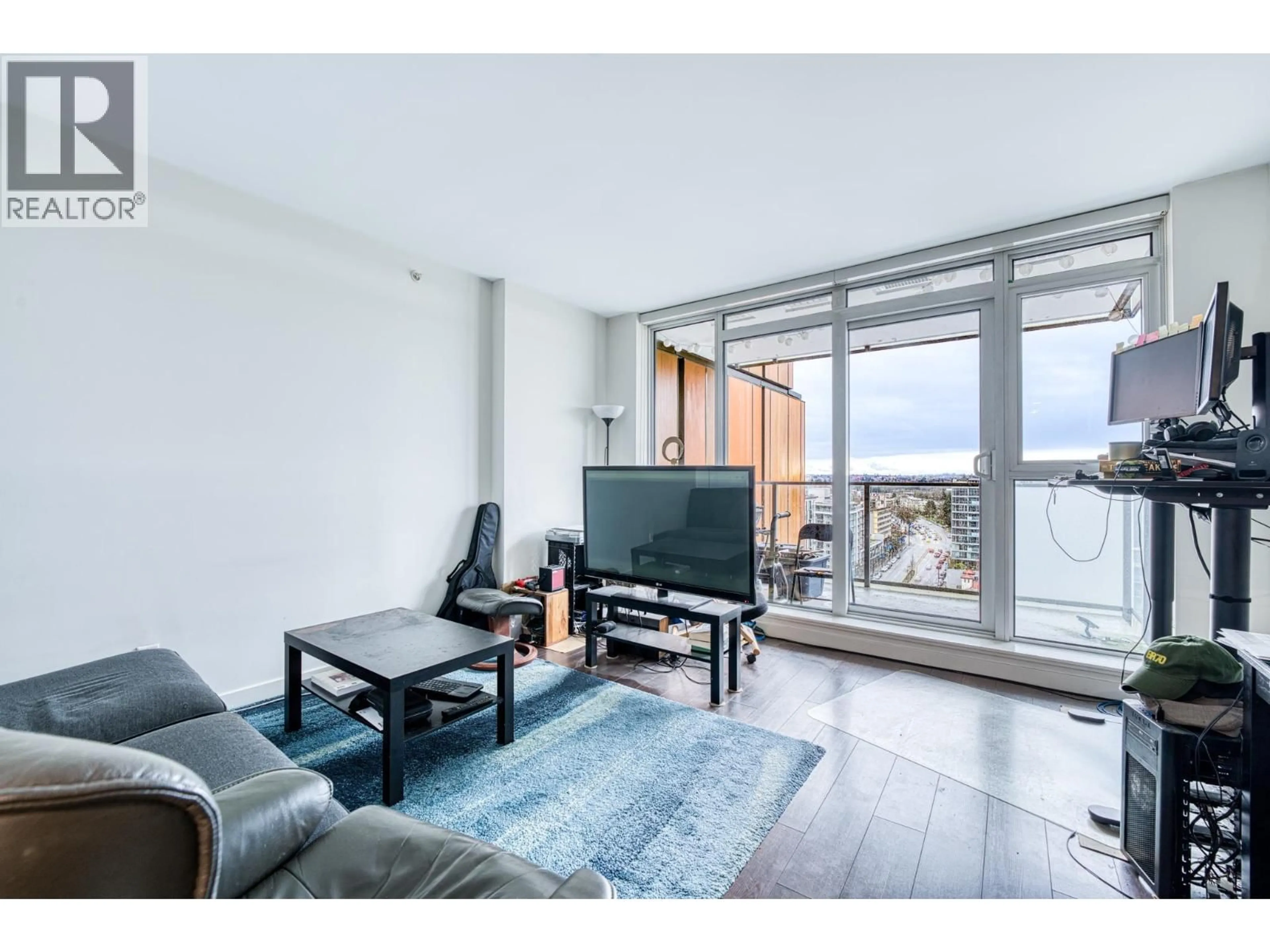 Living room with furniture, unknown for 1806 - 285 10TH AVENUE, Vancouver British Columbia V5T0H6